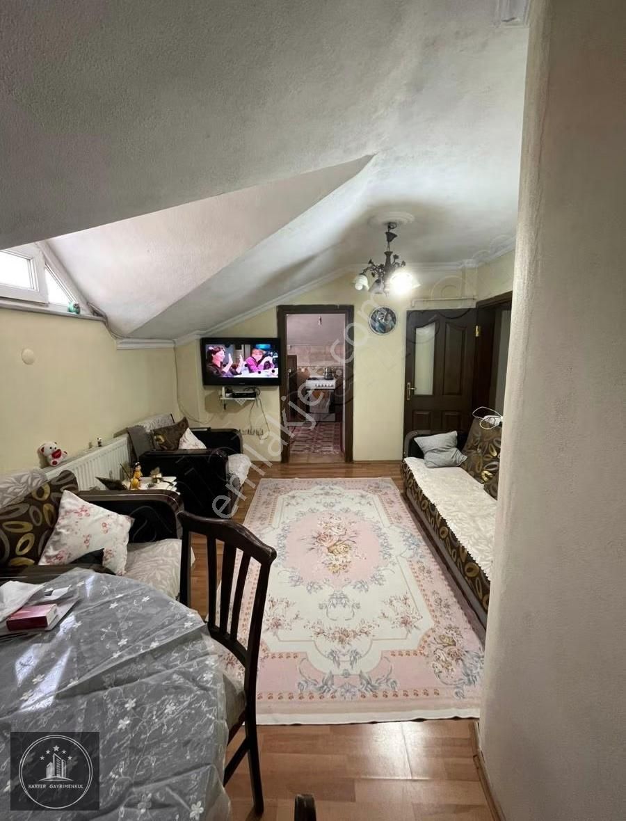 Yenibosna Zafer Mahallesin'de Satılık 6+2 Dublex Daire - Görsel 8