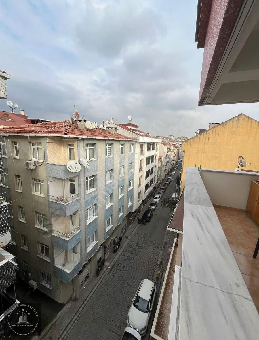 Yenibosna Zafer Mahallesin'de Satılık 6+2 Dublex Daire - Görsel 2