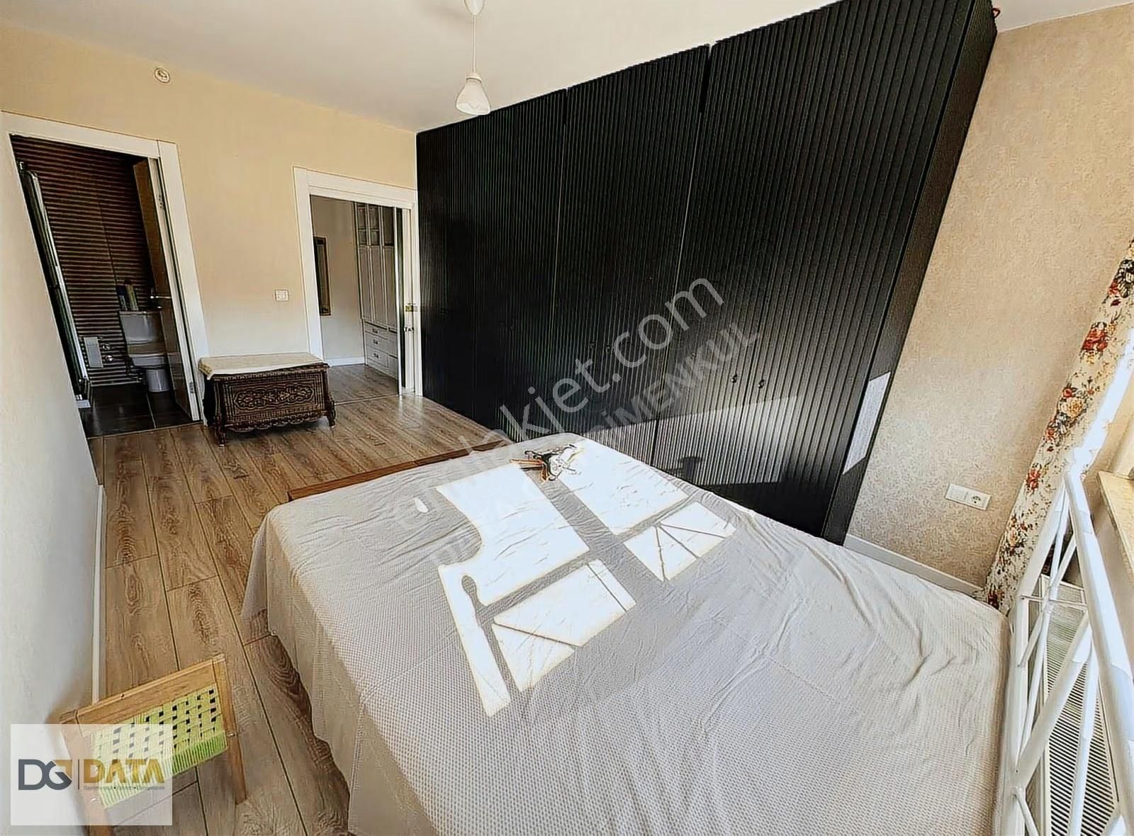 Data Gayrimenkul'den Zirveden Göksu Sitesinde Satılık 4+1 Daire - Görsel 32