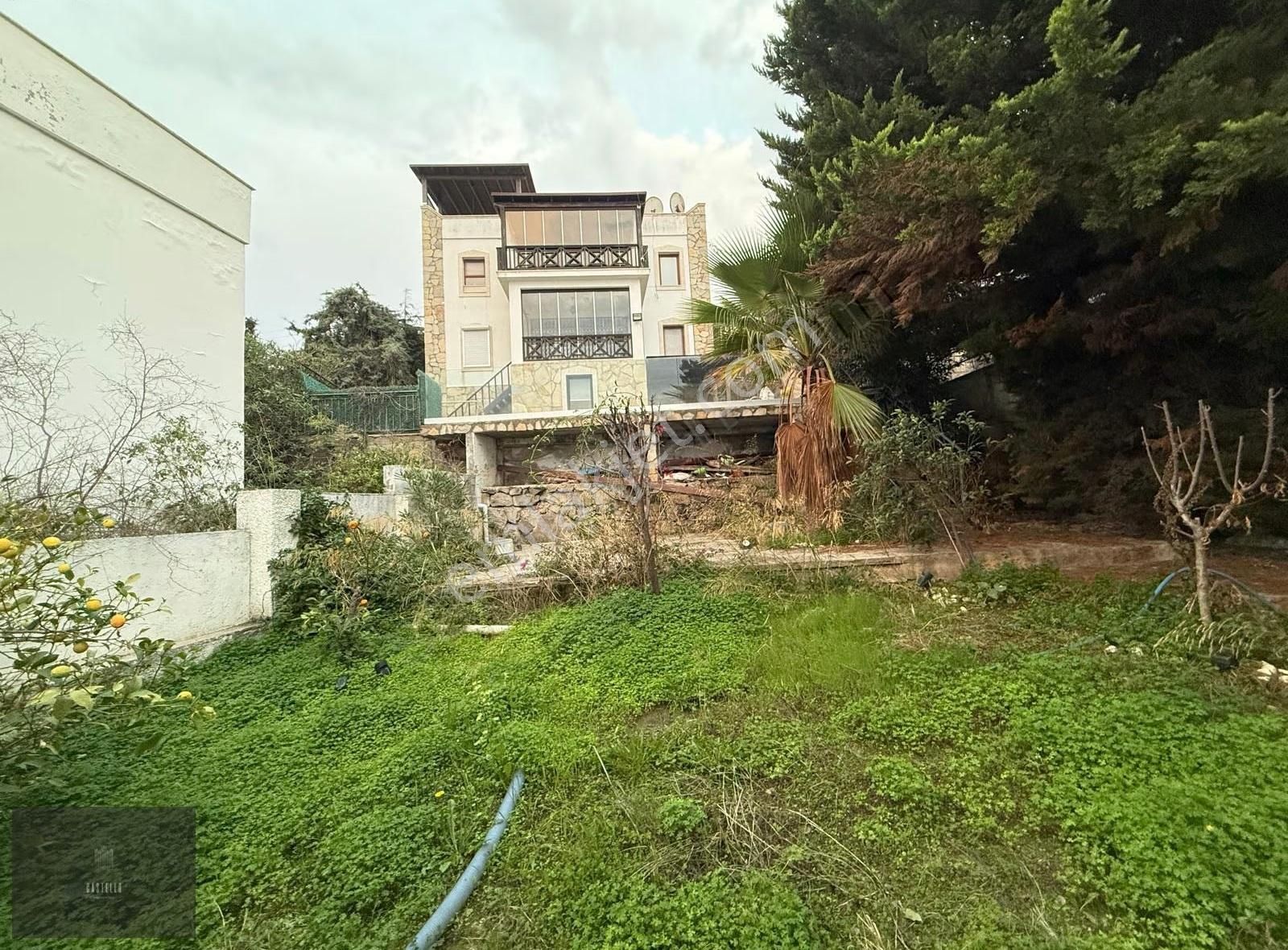 Kaçmaz Fırsat Kesintisiz Deniz Manzaralı Hem Arsa Hem Villa - Görsel 14
