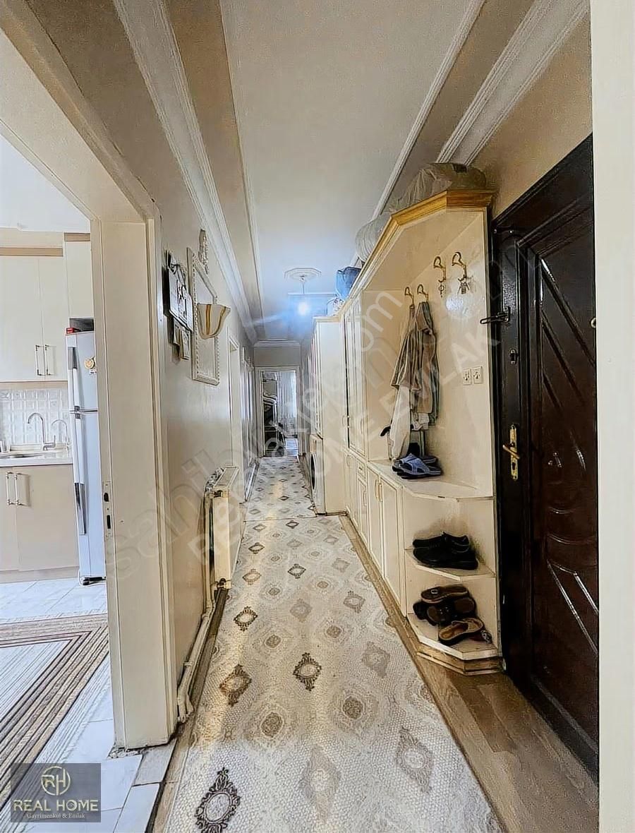 Kanaryanın En Güzel Konumunda 3+1 120 M2 Satılık Daire - Görsel 2