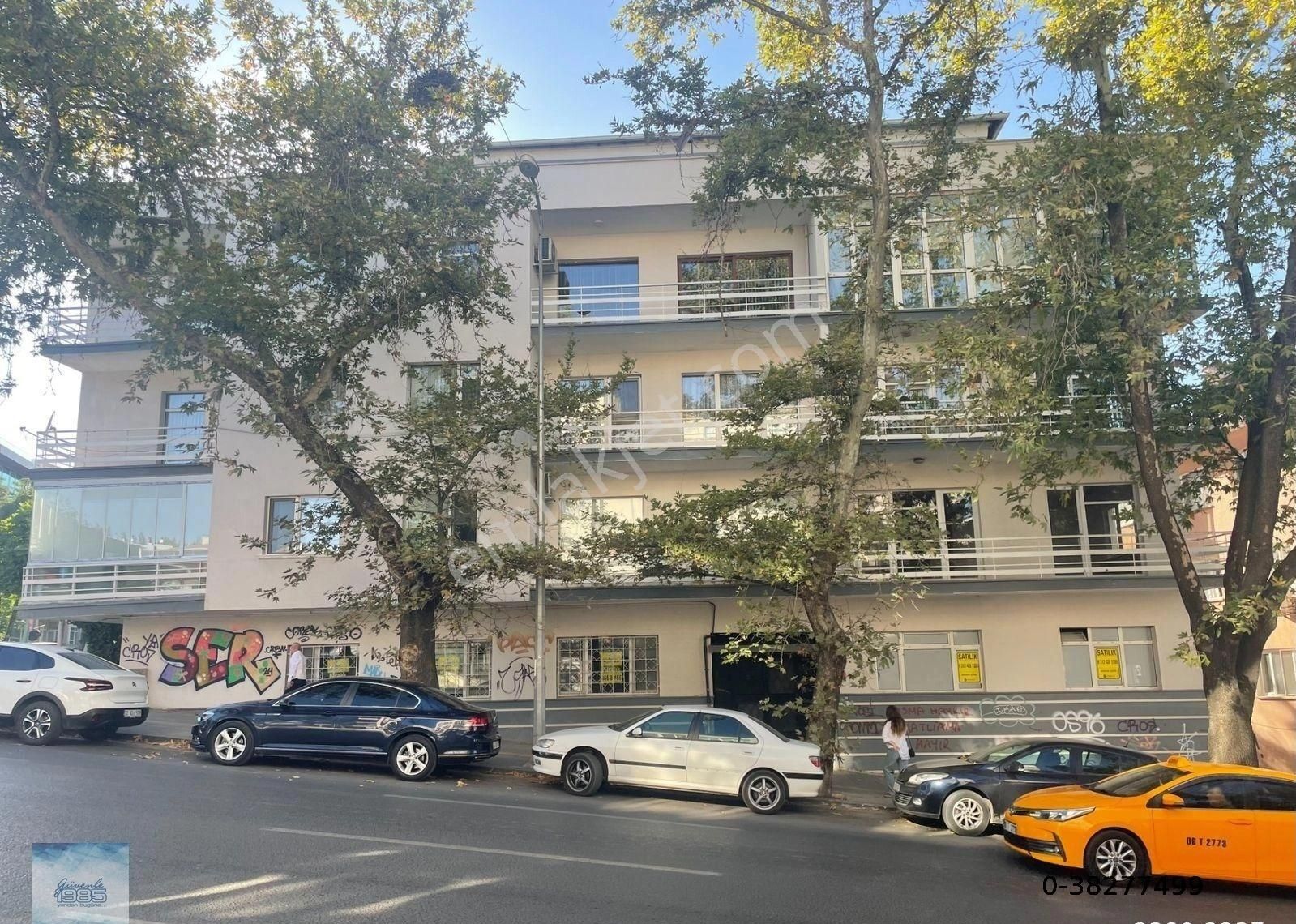 Cinnah Caddesi Üzeri Ön Cephe 2+1 Giriş Merkezi Isınma 90m2 Avukatlara , Mali Müşavirlere Vs Uygu - Görsel 11