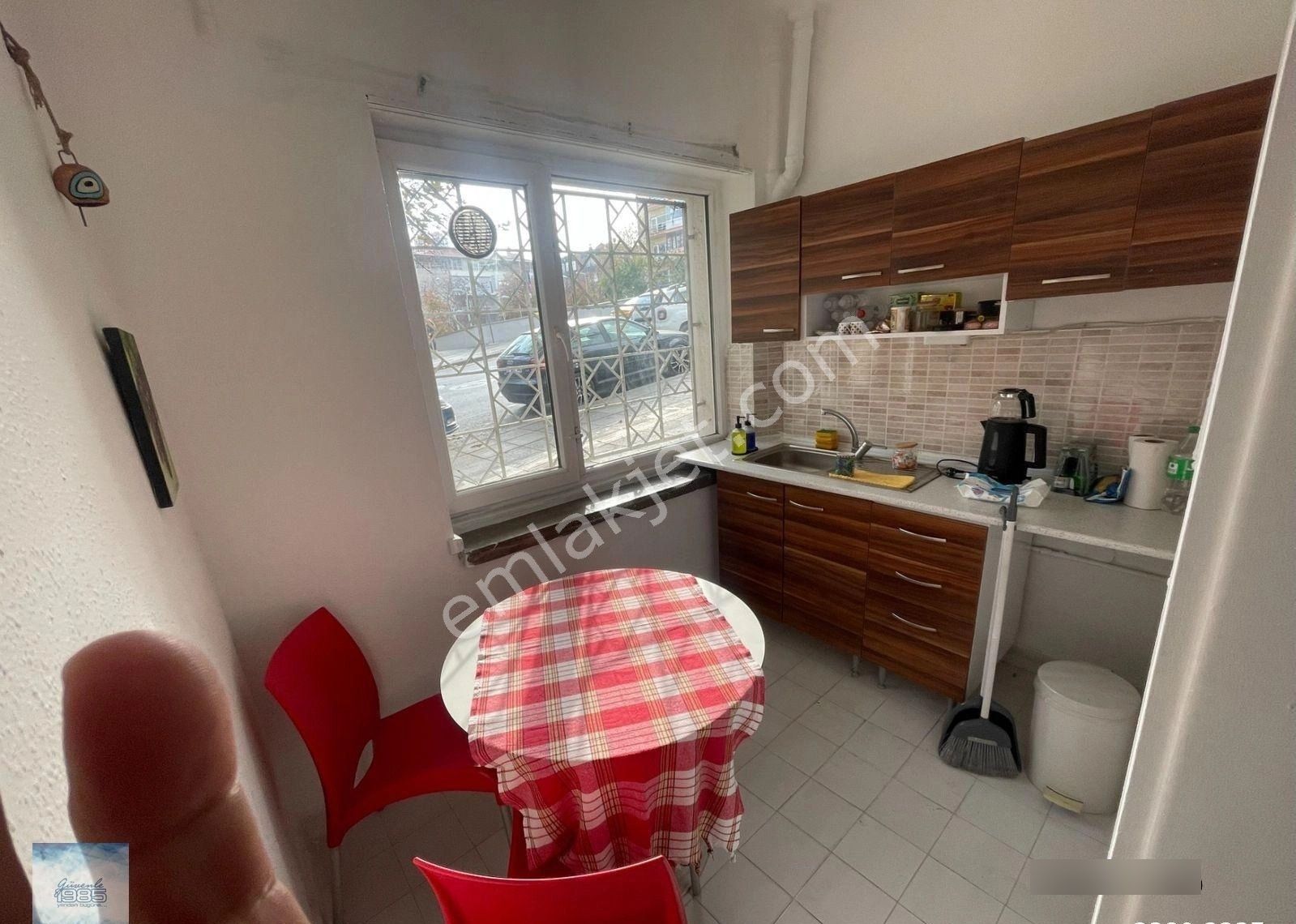Cinnah Caddesi Üzeri Ön Cephe 2+1 Giriş Merkezi Isınma 90m2 Avukatlara , Mali Müşavirlere Vs Uygu - Görsel 6