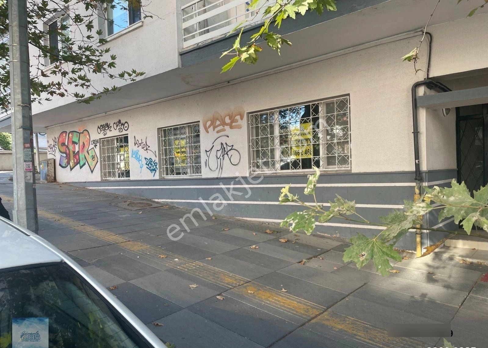 Cinnah Caddesi Üzeri Ön Cephe 2+1 Giriş Merkezi Isınma 90m2 Avukatlara , Mali Müşavirlere Vs Uygu