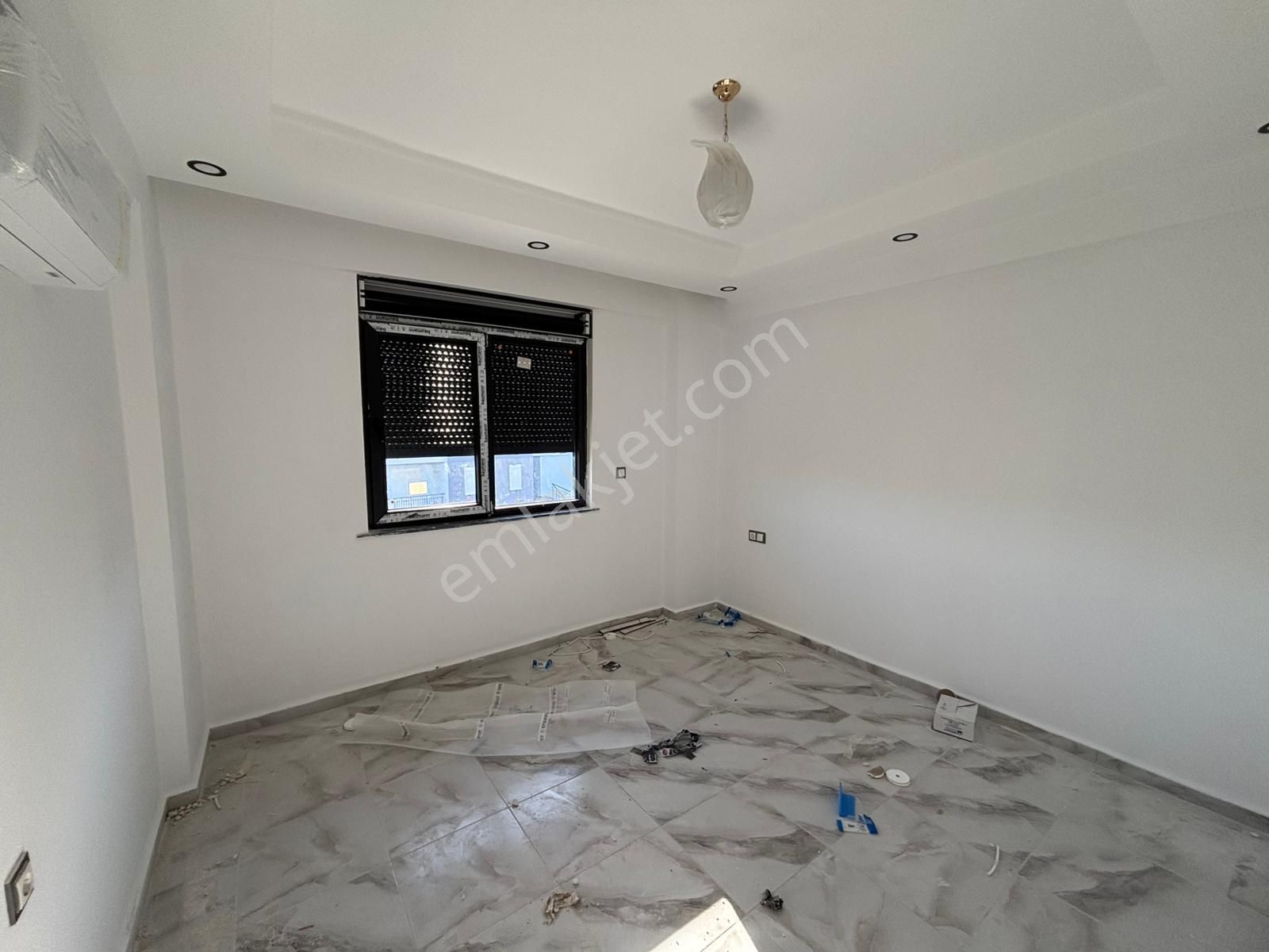 Usta Gayrimenkulden Satılık Kadriyede Havuzlu Sıfır 1+1 Daireler - Görsel 9