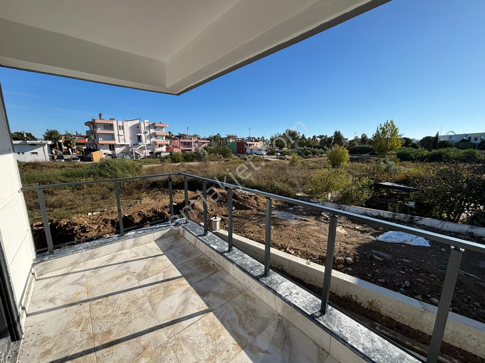 Usta Gayrimenkulden Satılık Kadriyede Havuzlu Sıfır 1+1 Daireler - Görsel 7