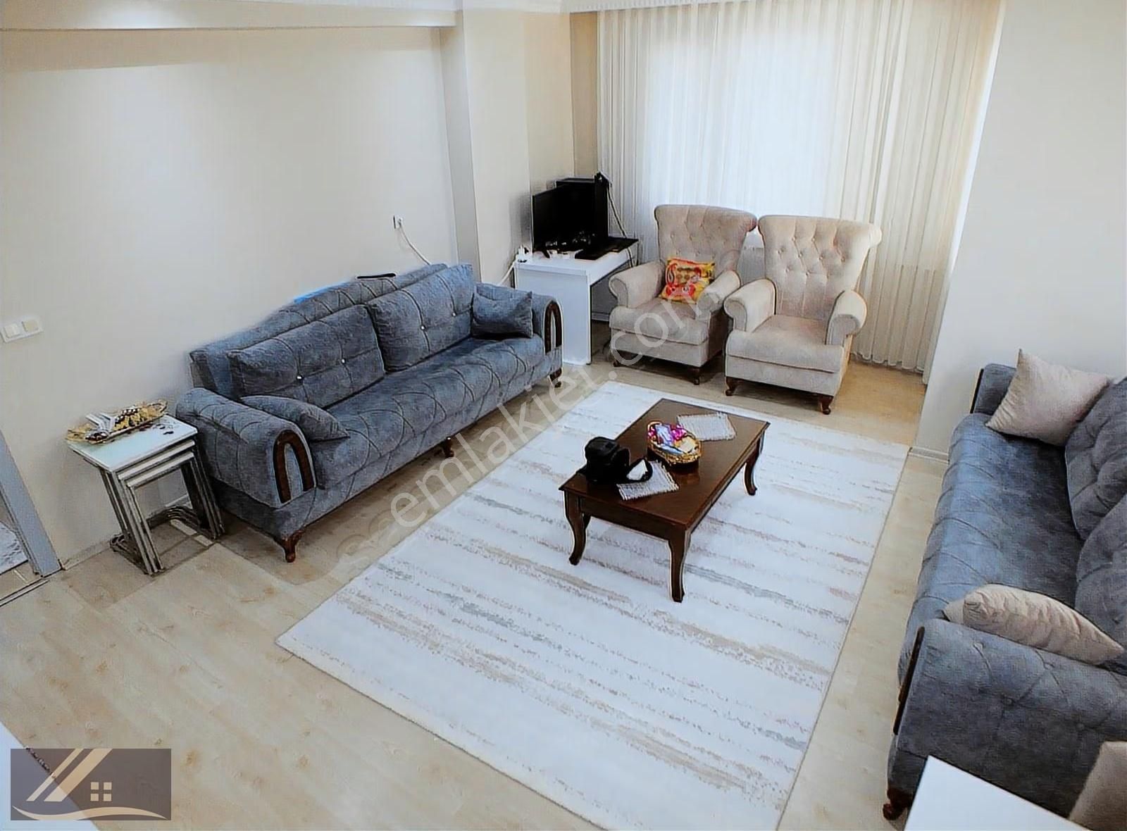Mislife'tan Girne Caddesi Arkası 2. Kat 3+1 130 M2 Çift Balkonlu - Görsel 10
