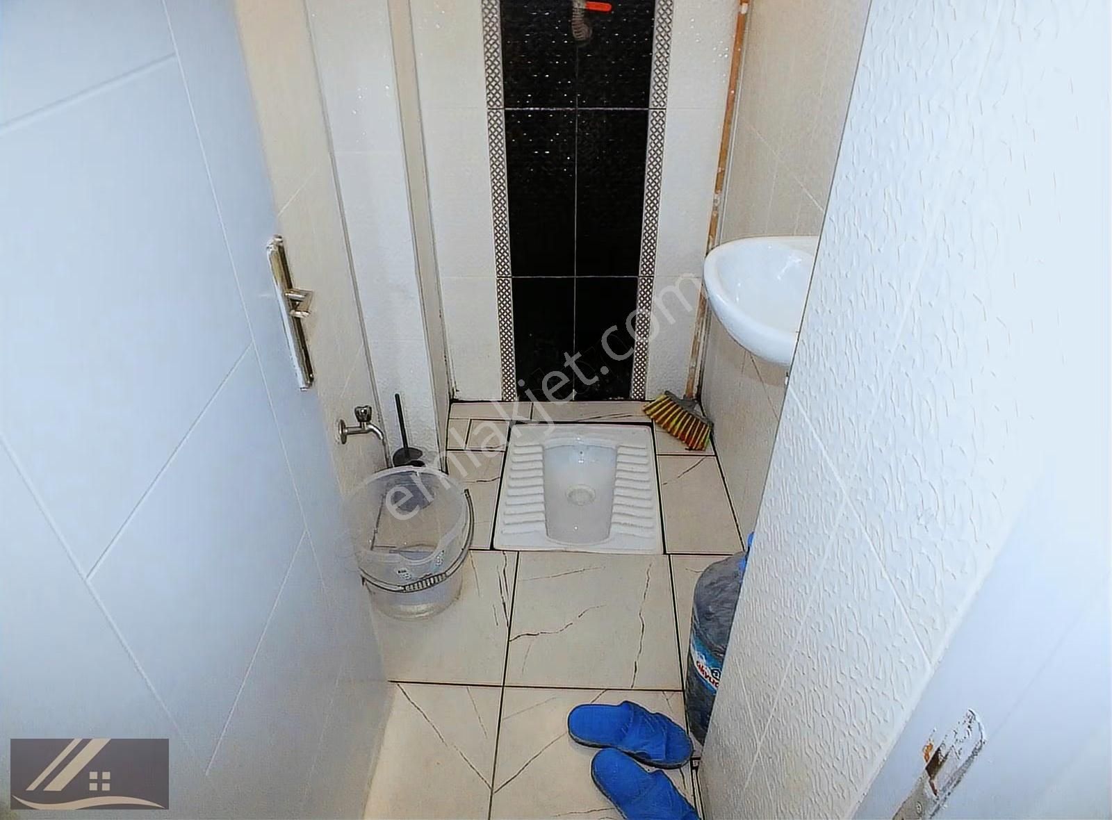 Mislife'tan Girne Caddesi Arkası 2. Kat 3+1 130 M2 Çift Balkonlu - Görsel 21