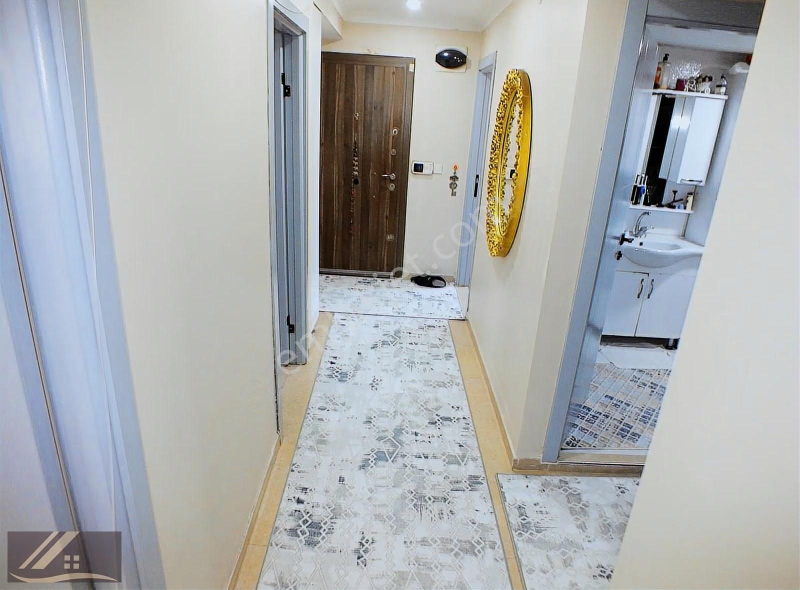 Mislife'tan Girne Caddesi Arkası 2. Kat 3+1 130 M2 Çift Balkonlu - Görsel 34