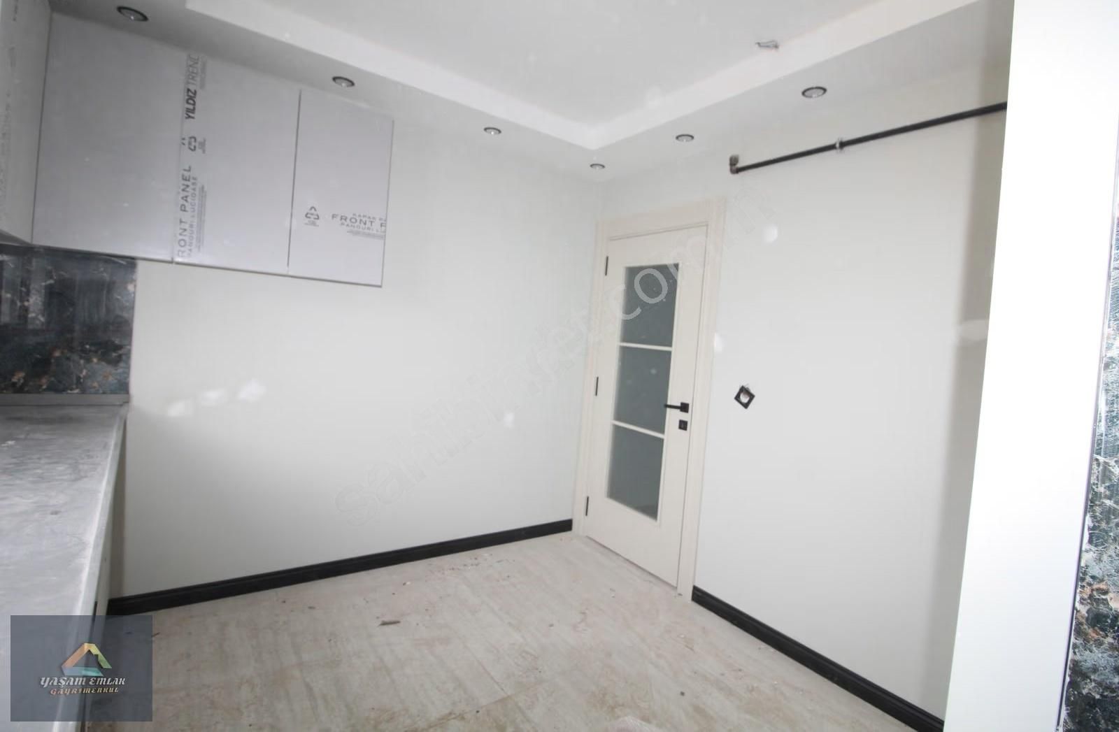 Yaşam'dan Necip Fazılda Caddeye Yakın Satılık 3+1 Dubleks - Görsel 3