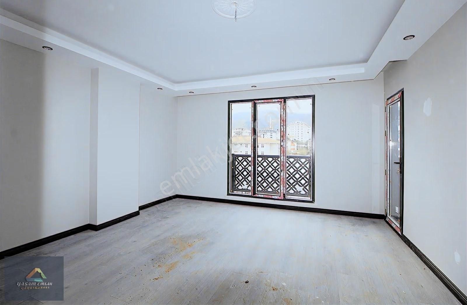 Yaşam'dan Necip Fazılda Caddeye Yakın Satılık 3+1 Dubleks - Görsel 9