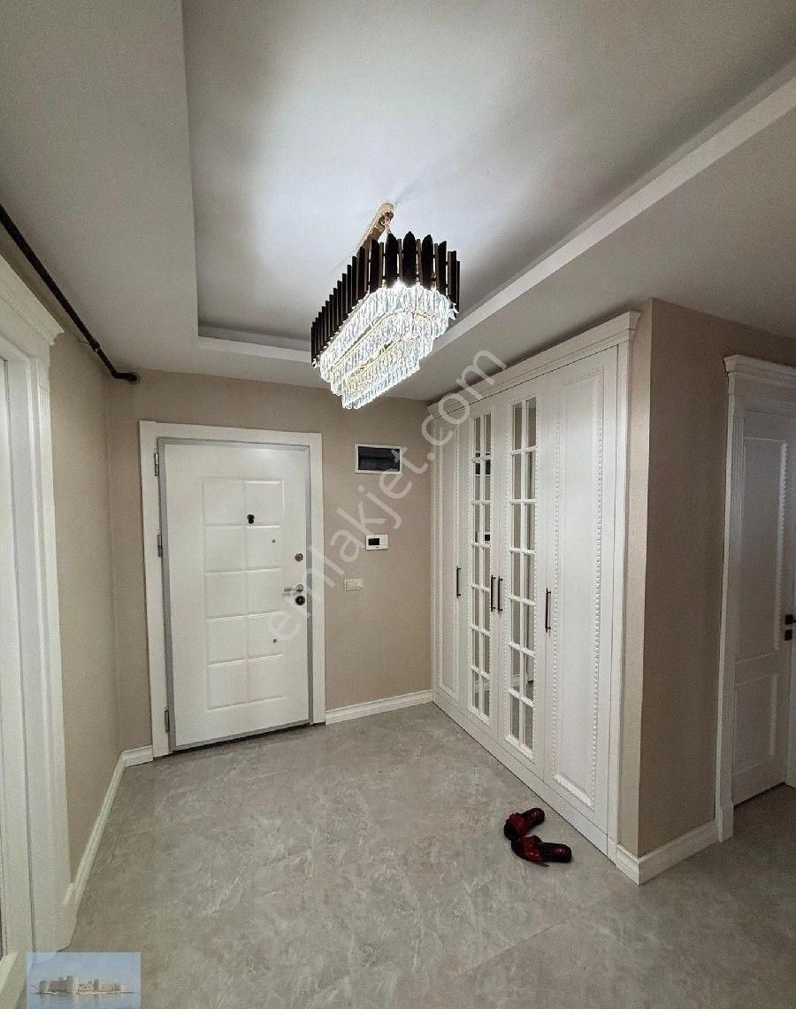 Özer Emlak'tan 5+1 Havuzlu Deniz Manzaralı Satılık Daire - Görsel 15