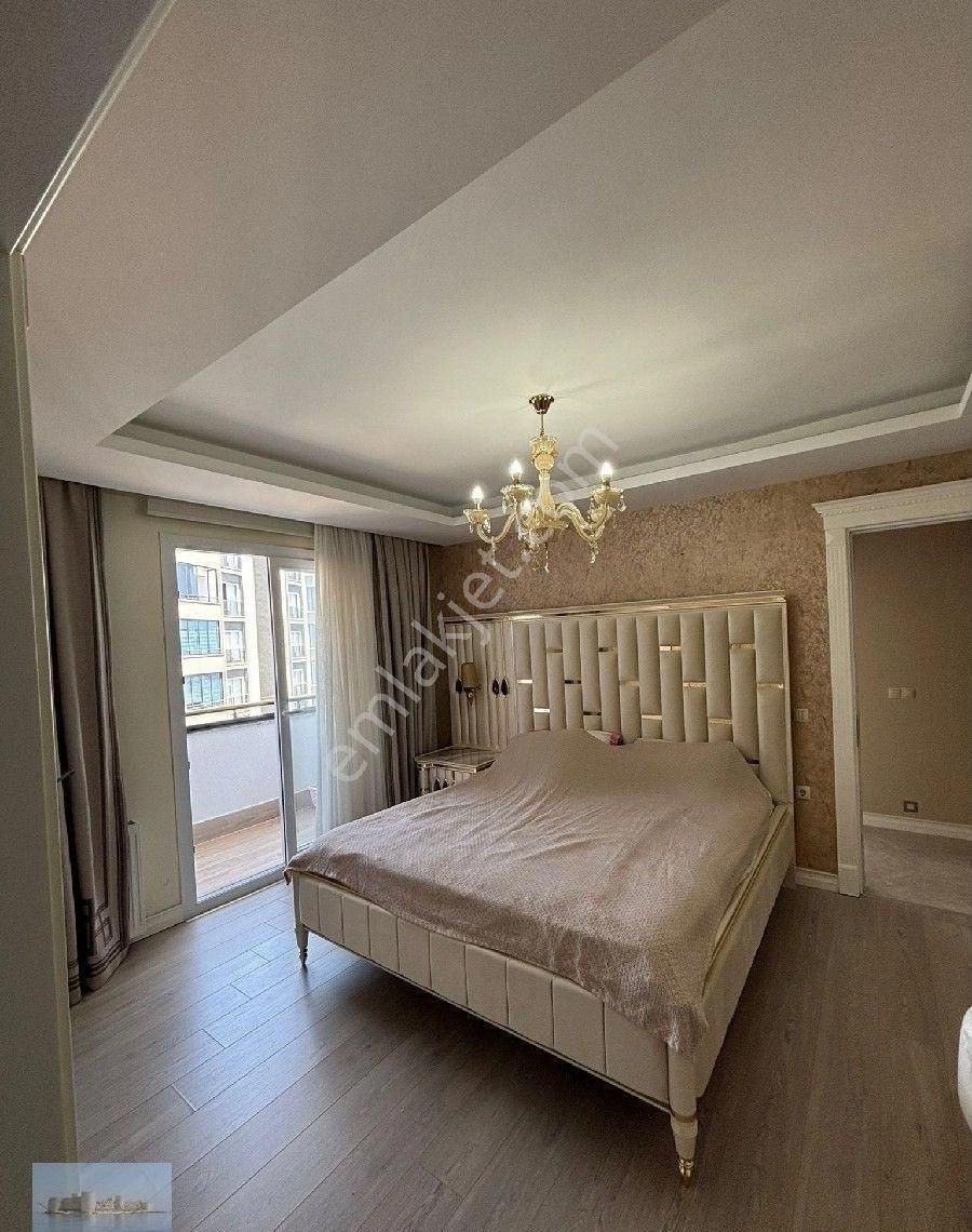 Özer Emlak'tan 5+1 Havuzlu Deniz Manzaralı Satılık Daire - Görsel 23