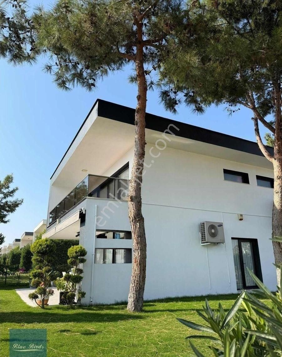 Köşe Konum 3+1 Eşyalı Havuzlu Site Acil Satılık - Görsel 2