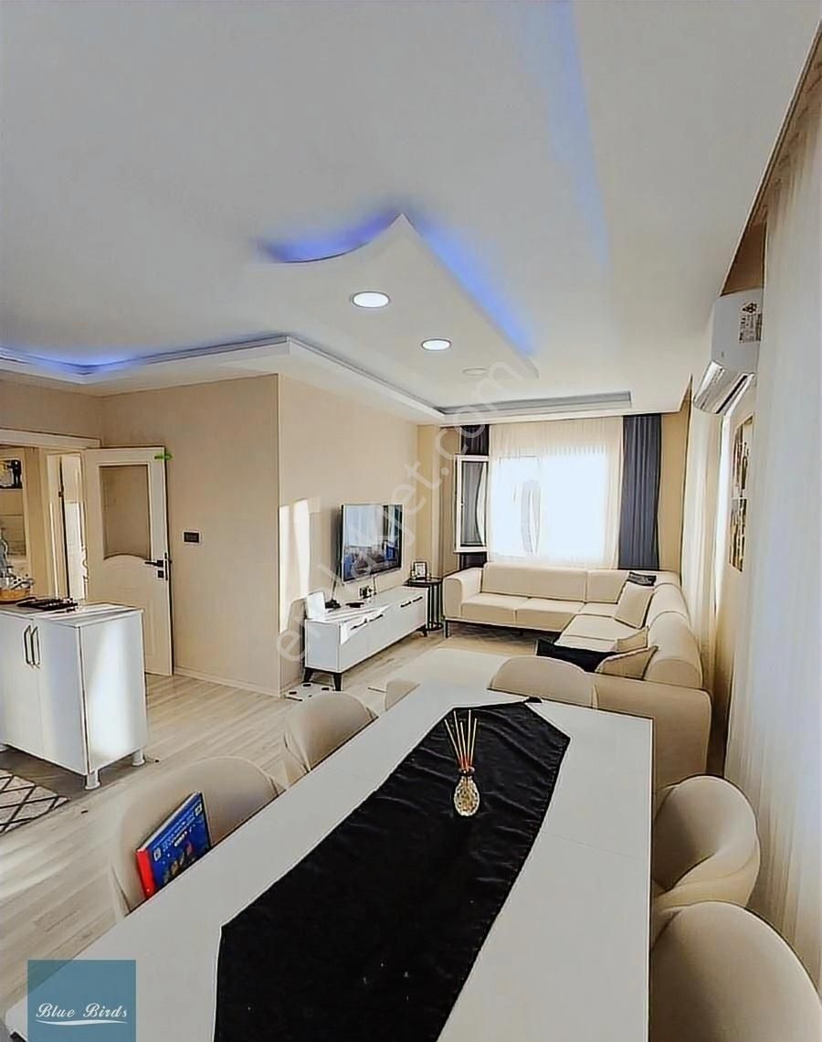 Kusadası Merkez Masrafsız 2+1 Daire.lutfen Aciklamayi Okuyun.