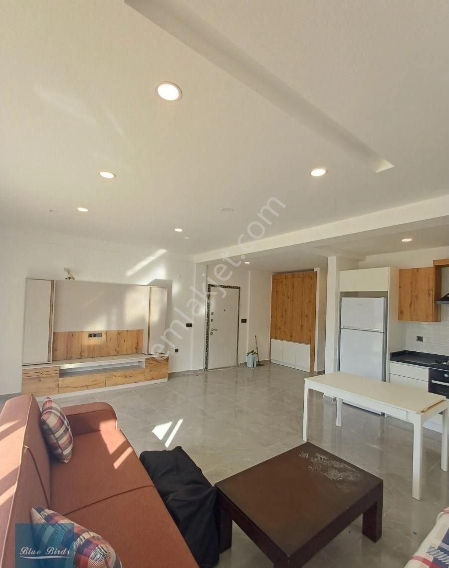 Kuşadası Garaj Mevkii Genis Sıfır 2+1 Daire