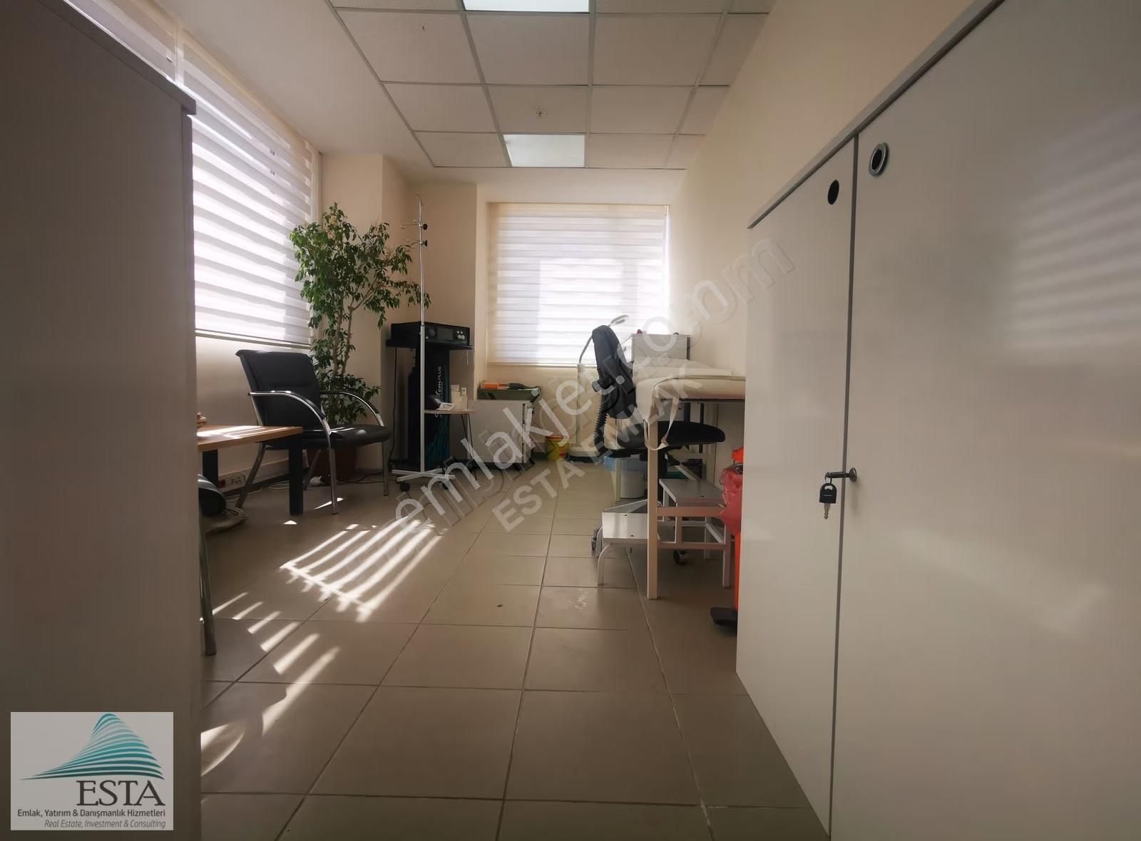 Martı Tower Deniz Manzaralı 2+1 Köşe Konum Kiralık Ofis - Görsel 25