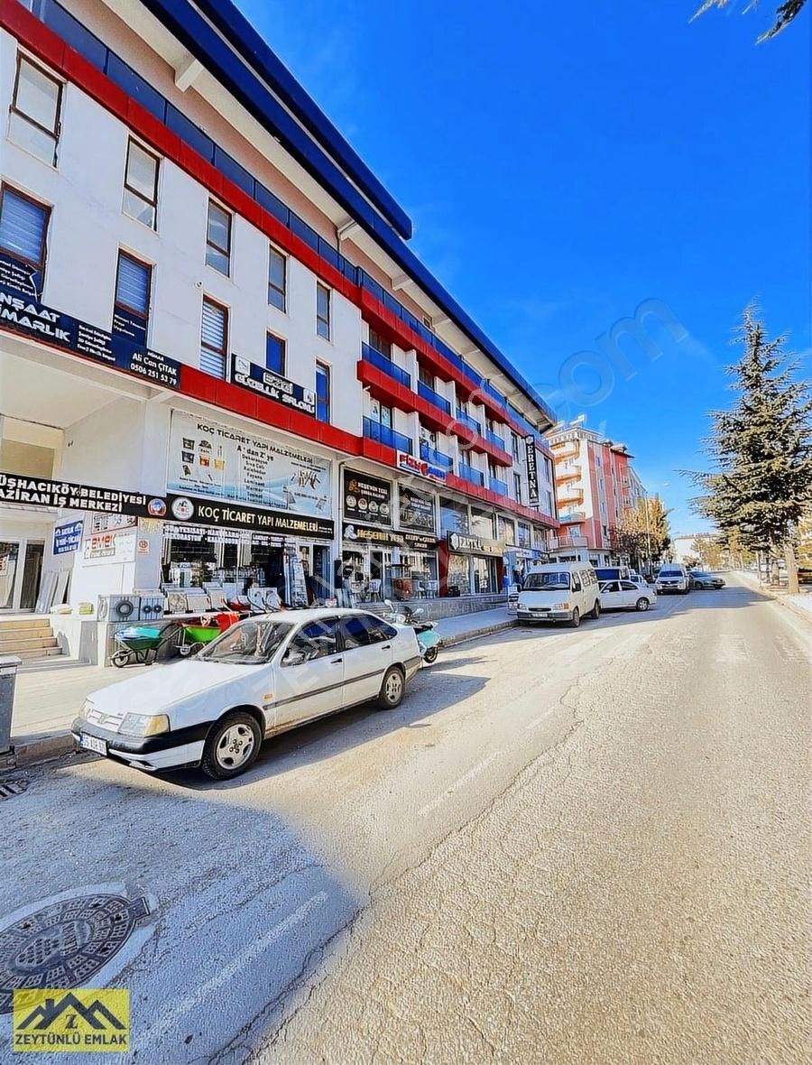 Zeytünlü Emlaktan Yeni İş Bankası Üstü Satılık İş Yeri