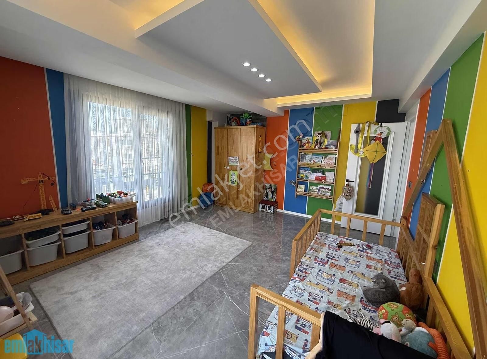 Akhisar Hürriyet Mh.özel Otoparklı Satılık 4+1 Lüx Dublex Daire - Görsel 10