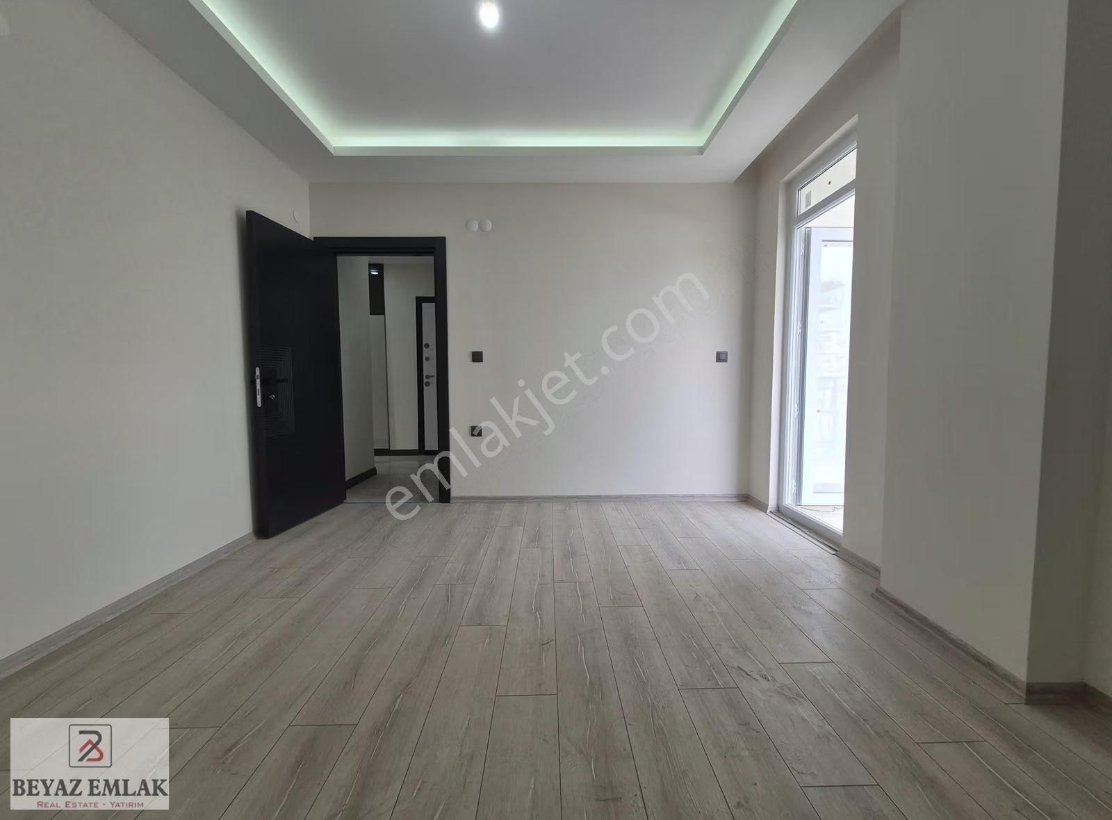 Demirel Mh. Tramvaya Cephe Katta Sıfır 3+1 Acil Satılık Daire - Görsel 6