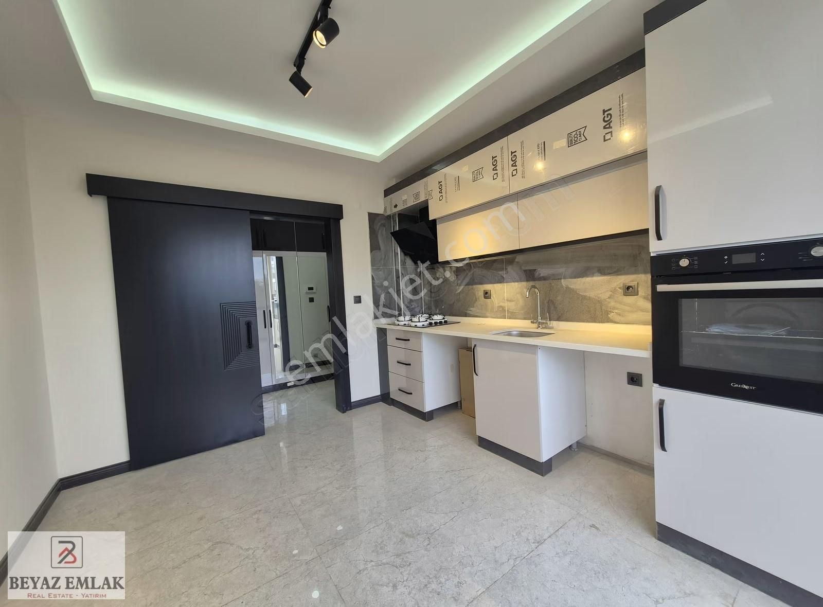 Demirel Mh. Tramvaya Cephe Katta Sıfır 3+1 Acil Satılık Daire - Görsel 22