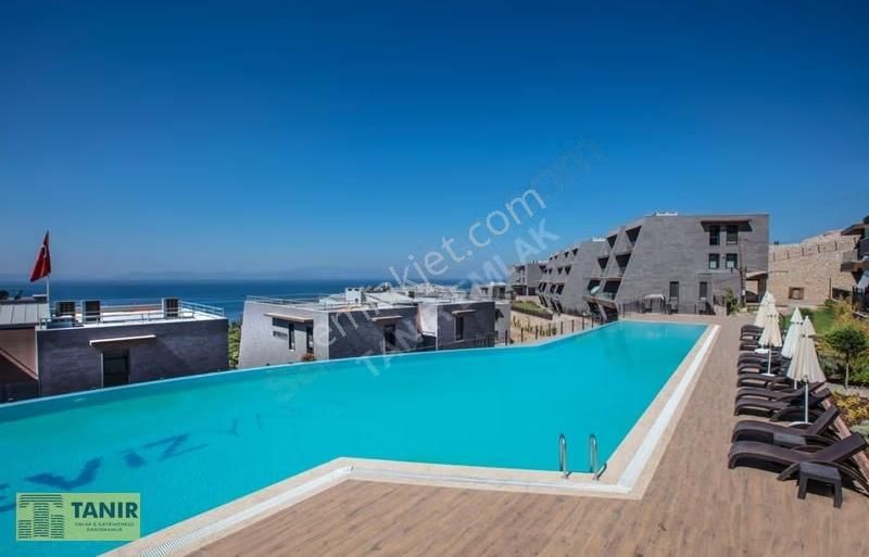 Kuşadası Vista Marin Deniz Manzaralı Öncephe Son Sıfır 3+1 Daire