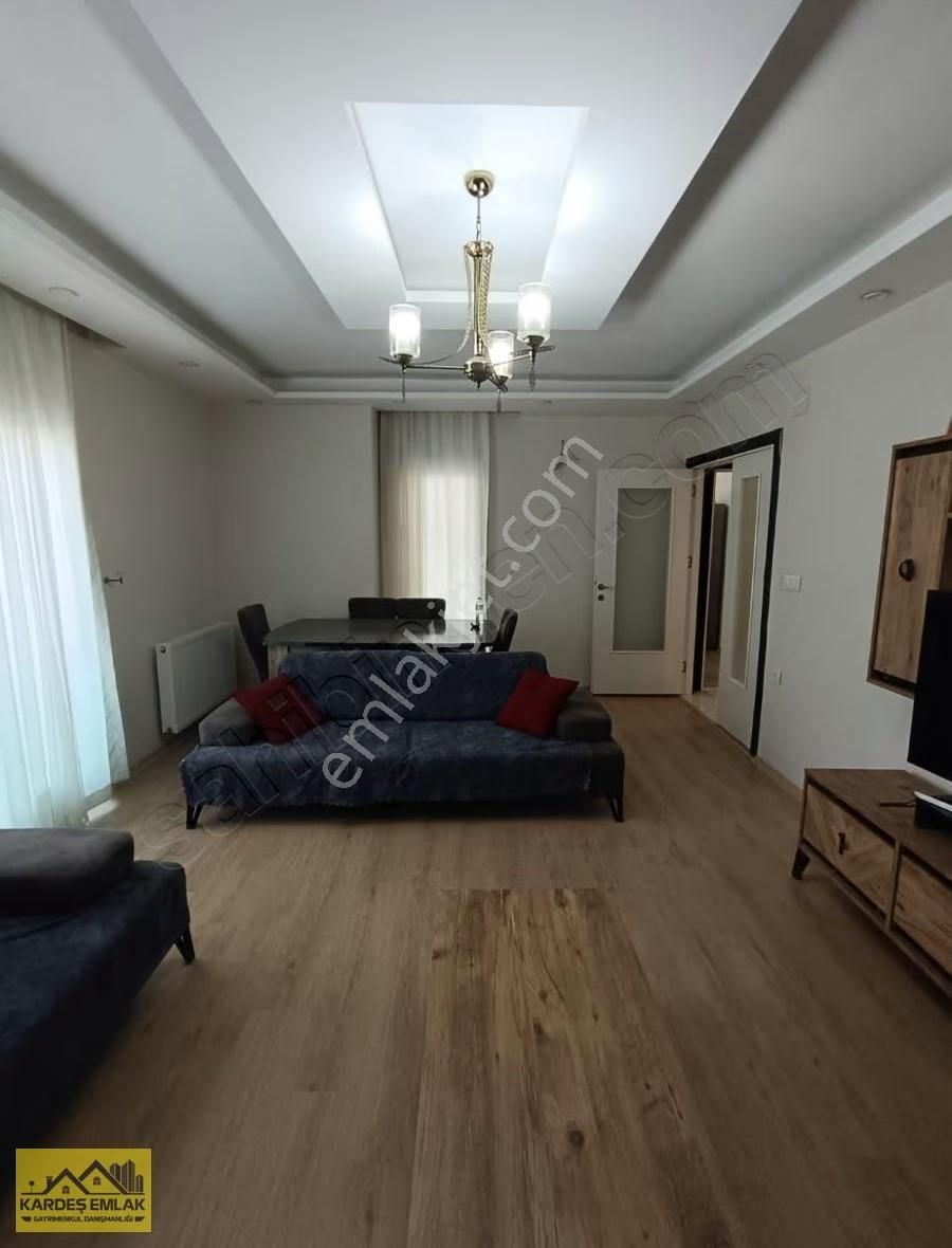 Kardeş Emlaktan.. Geniş Ve Merkezi Konum.... - Görsel 24