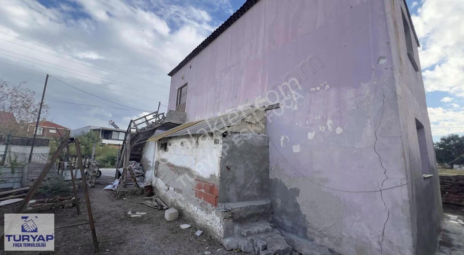 Çiğli Kaklıç'ta İçinde Ev Olan 331m² Arsa - Görsel 4