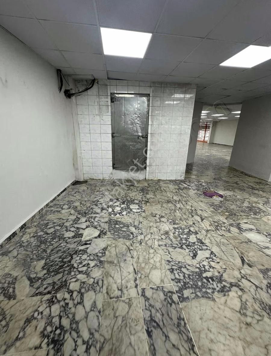 300m2 Cadde Üzeri Kupon Mağaza - Görsel 10