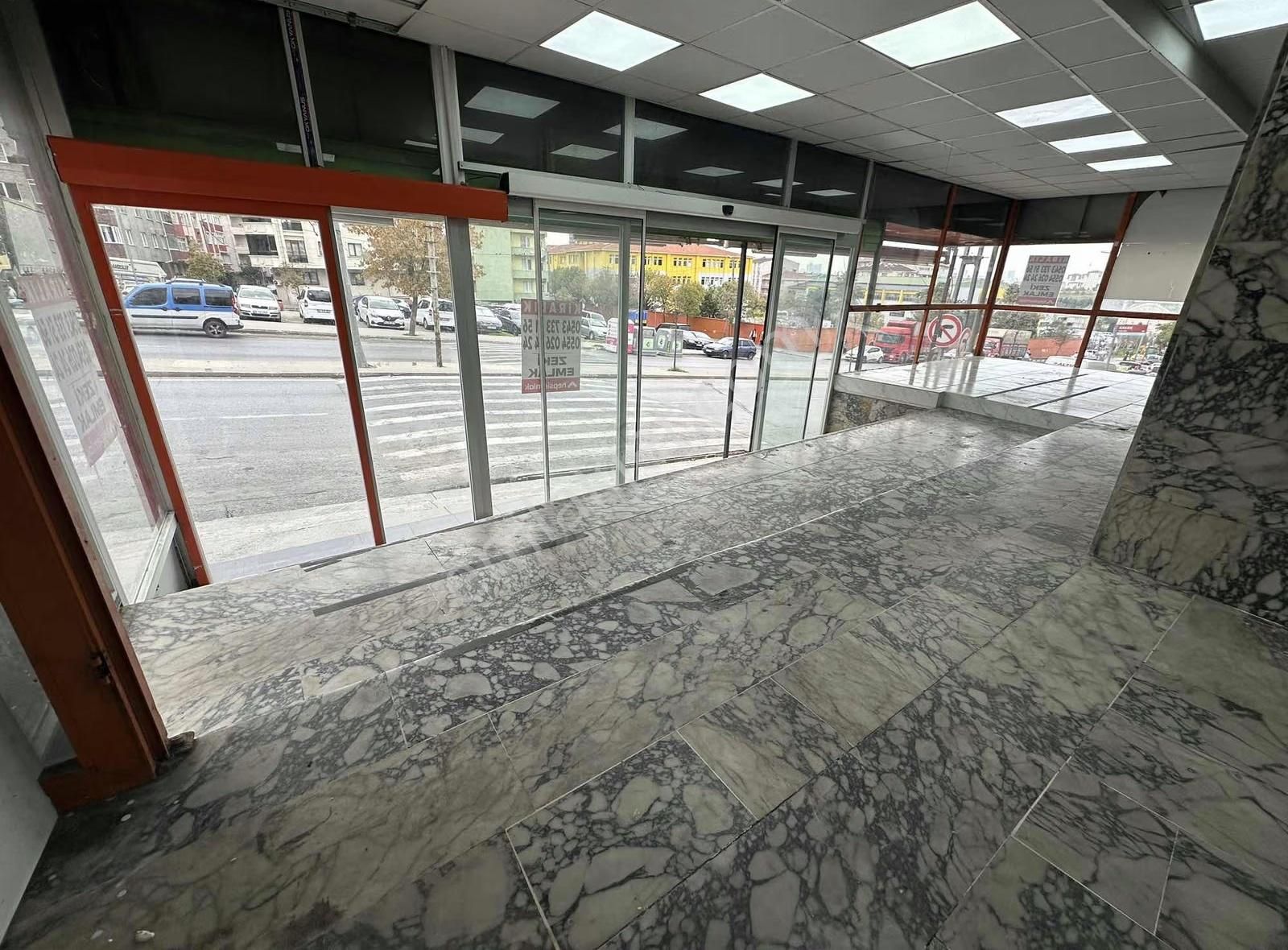 300m2 Cadde Üzeri Kupon Mağaza - Görsel 20