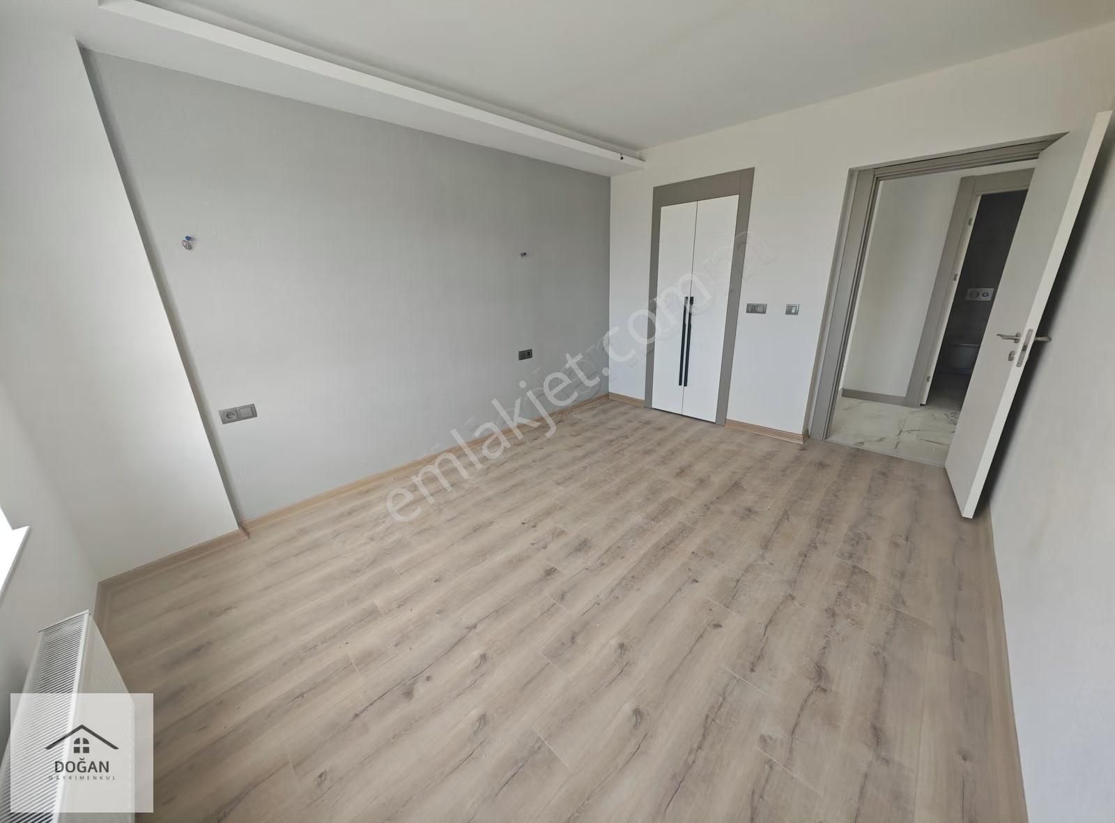 Törekent'te Site İçerisinde Sıfır Satılık Çok Geniş 2+1 Daire - Görsel 6