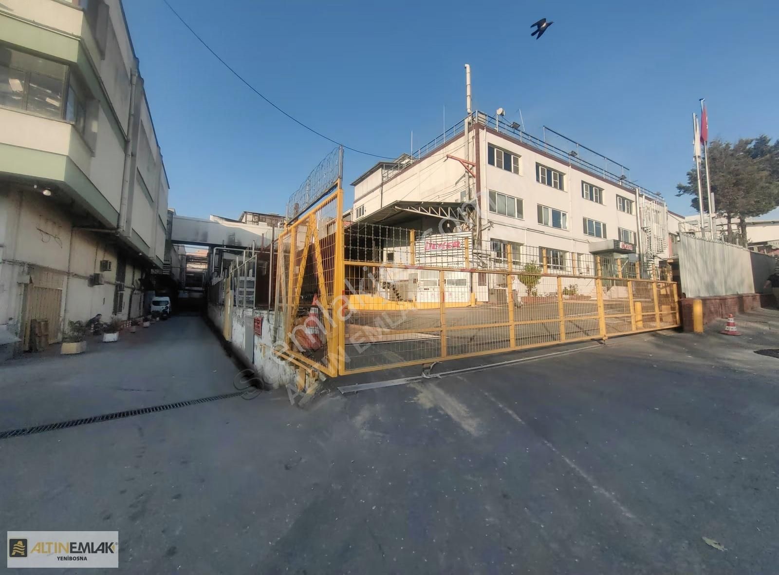 Zeytinburnu Cevizlibağ Kiralık Düz Giriş 2 Katlı İşyeri 120m2 - Görsel 29