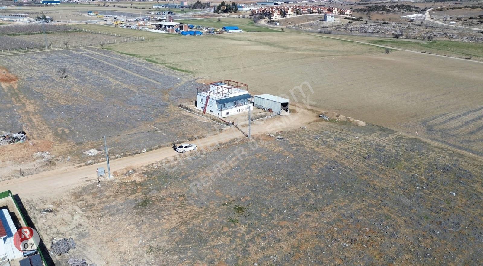 %30 Emsal 3 Kat Uzunoluk Mahallesinde Satılık 424 M2 Arsa - Görsel 18
