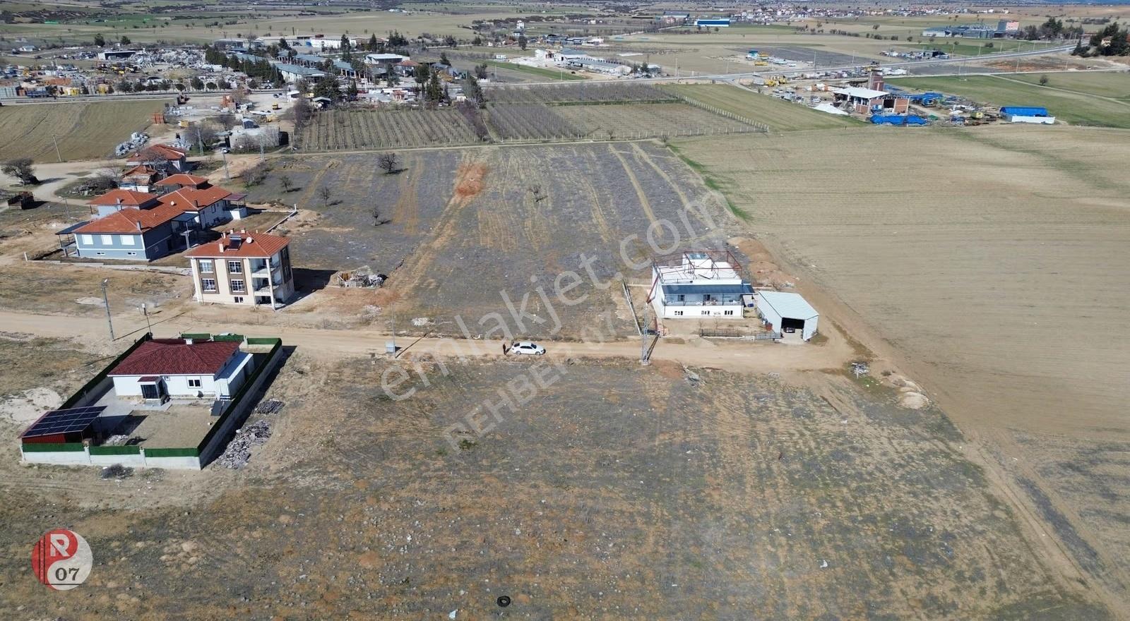 %30 Emsal 3 Kat Uzunoluk Mahallesinde Satılık 424 M2 Arsa - Görsel 10
