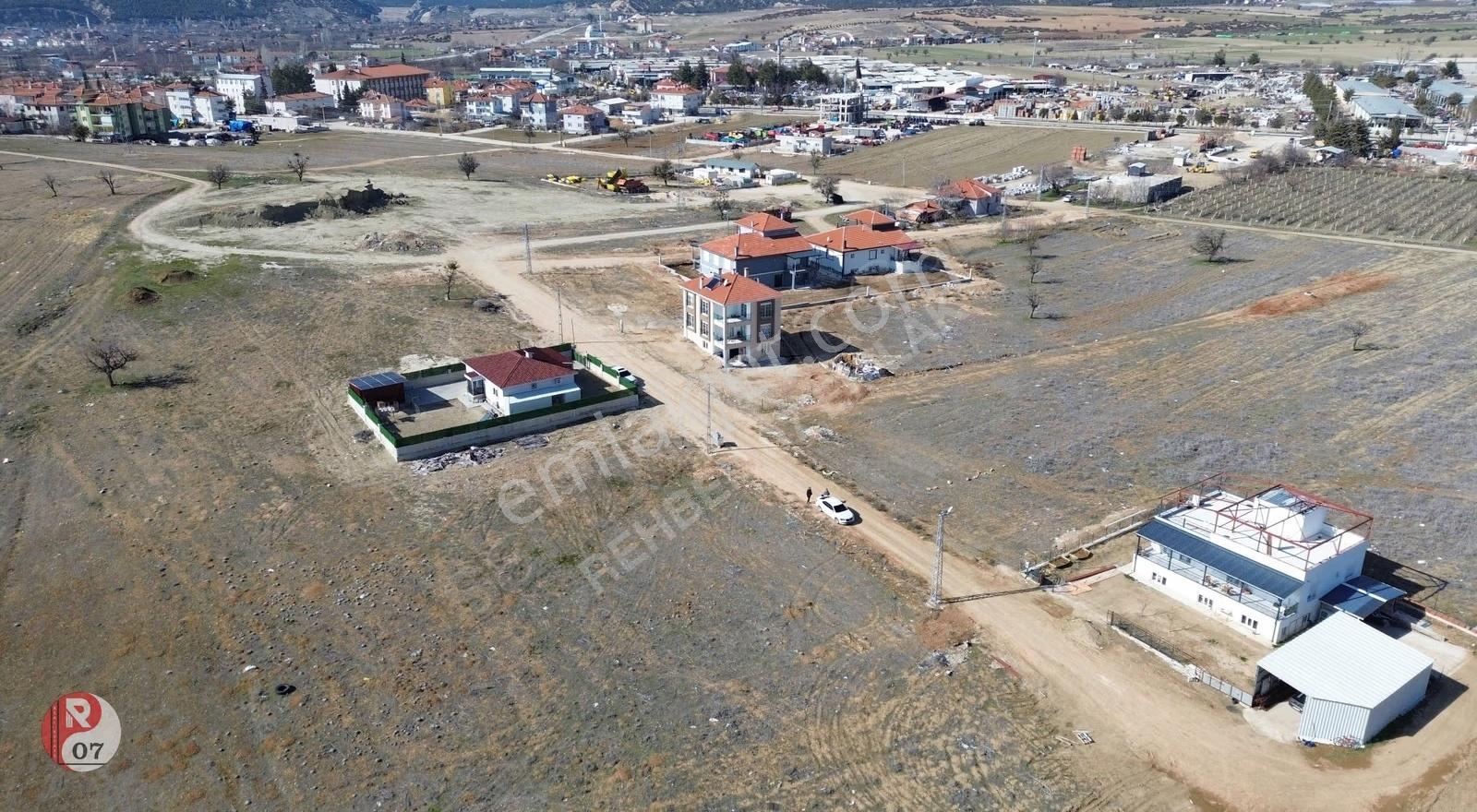 %30 Emsal 3 Kat Uzunoluk Mahallesinde Satılık 424 M2 Arsa - Görsel 11
