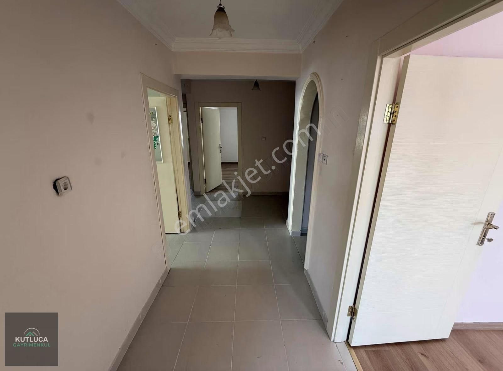 3+1 Yozgat Bulvarı Paraleli 3 Cepheli Kök Tapu Manzaralı Fırsat! - Görsel 2