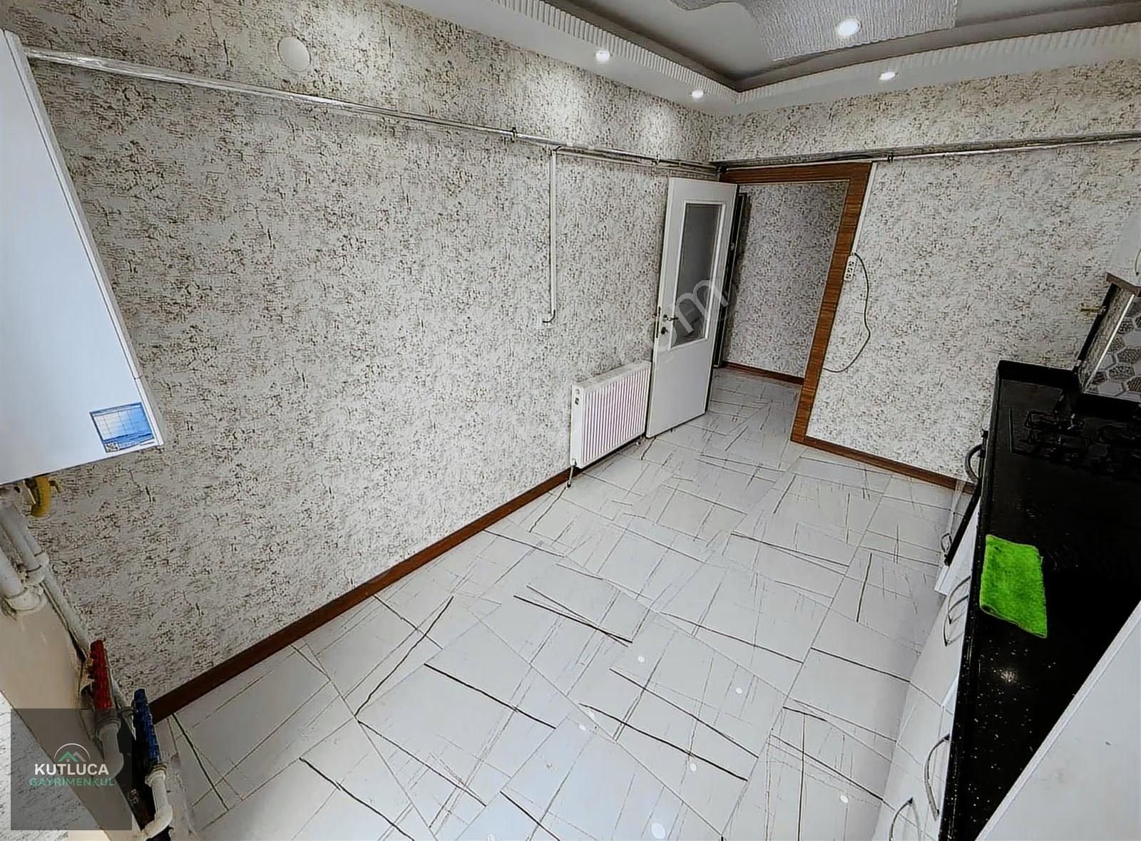 6+2 Cadde Paraleli Okul Ve Market Yakını Çift Giriş Kapalı Teras - Görsel 35