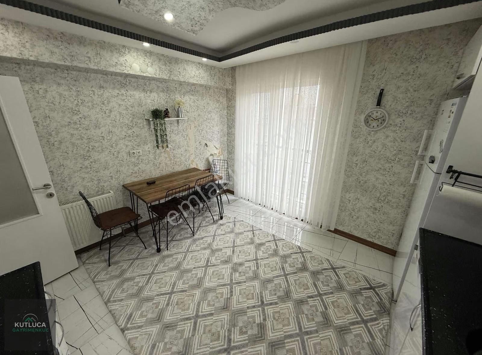 6+2 Cadde Paraleli Okul Ve Market Yakını Çift Giriş Kapalı Teras - Görsel 22