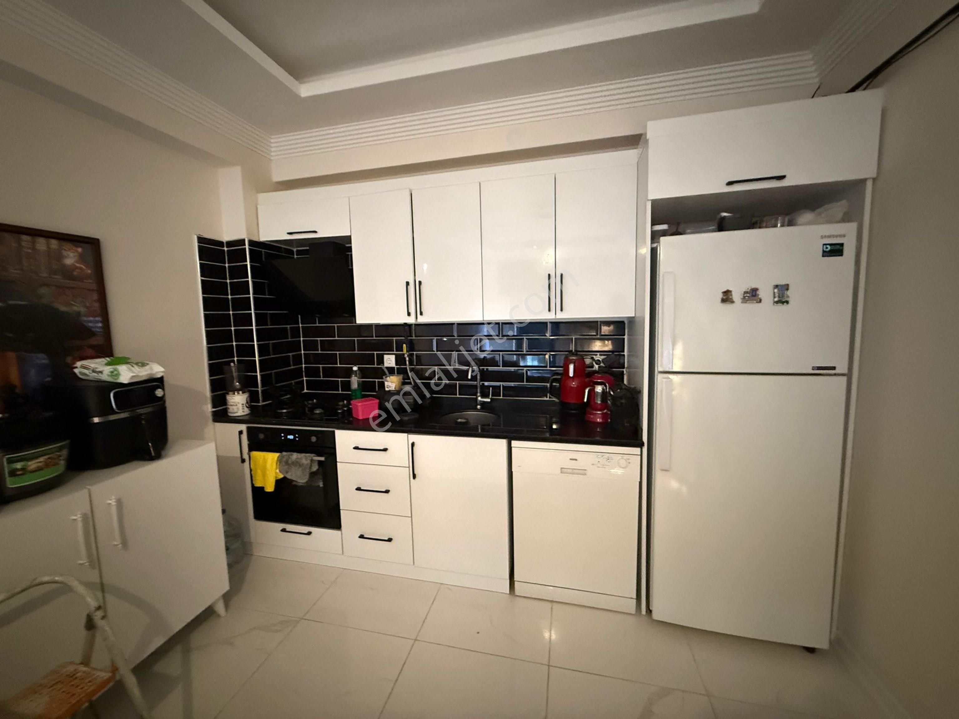 Karasu’da Havuzlu Site İçi Müstakil Bahçe Kullanımlı, Veranda & Kış Bahçeli 2+1 Satılık Daire - Görsel 9