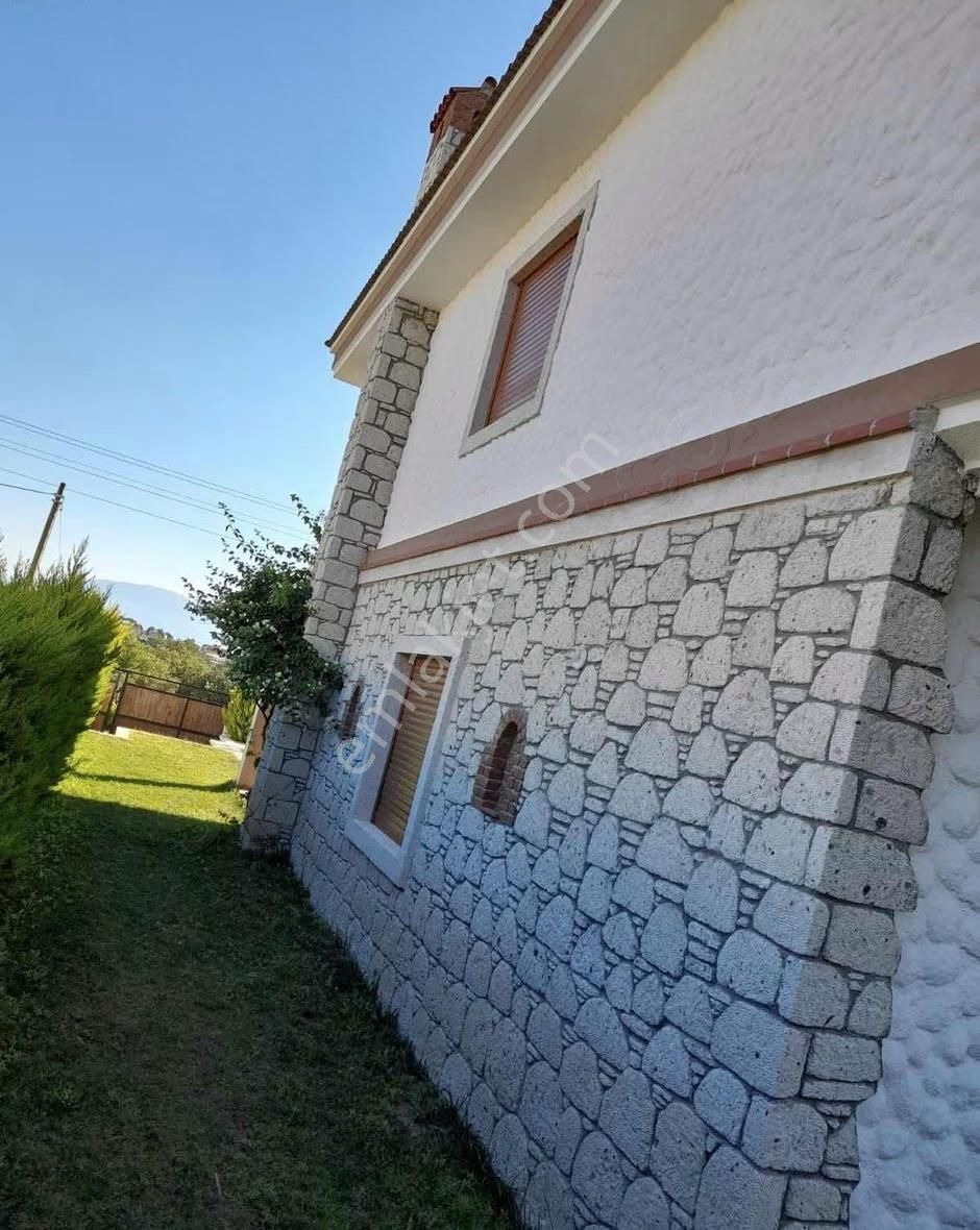 Alya Gayrimenkul Şifnede Deniz Manzaralı Havuzlu Villa - Görsel 2