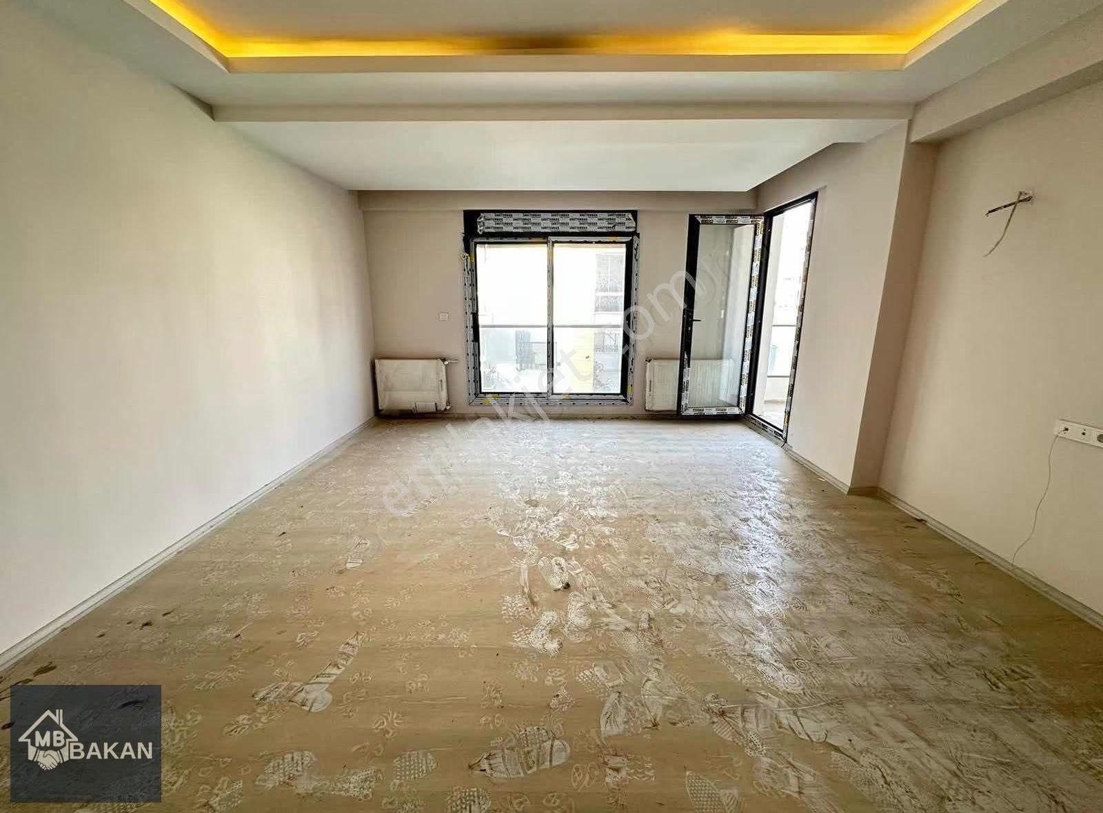 Bakan 'dan Havuzlu Site İçerisinde 3+1 Yüksek Kredili Daire - Görsel 4