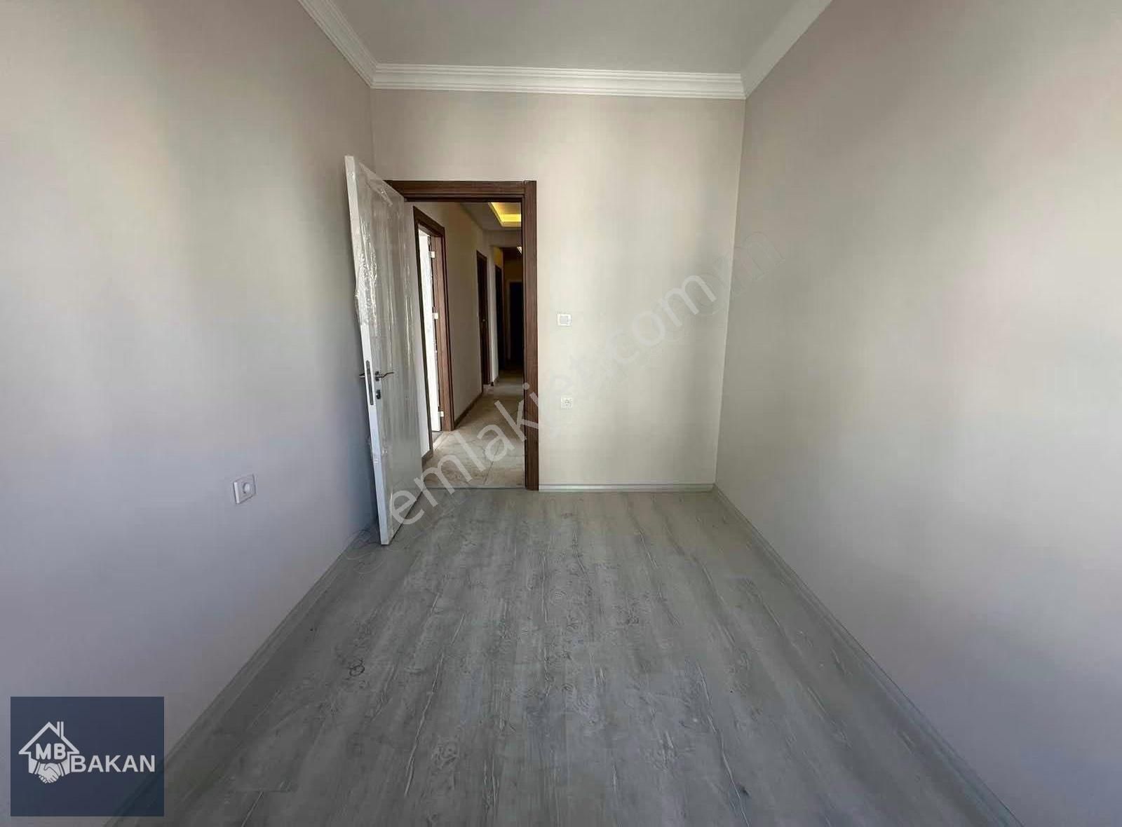 Bakan 'dan Havuzlu Site İçerisinde 3+1 Yüksek Kredili Daire - Görsel 8