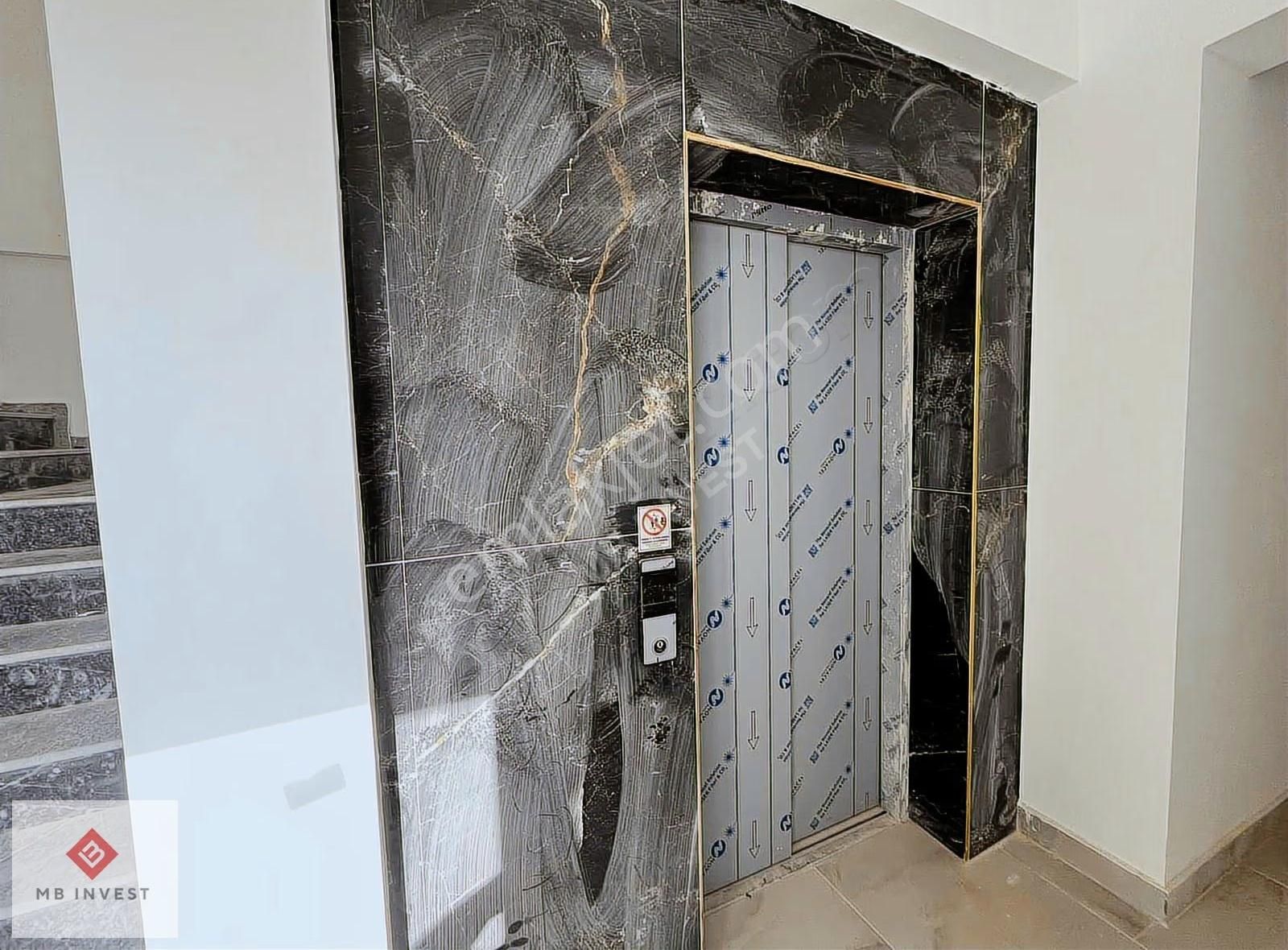 Döşemealtı Yeniköy'de 77 M2, 2+1, Ayrı Mutfaklı, Ebeveyn Bantolu