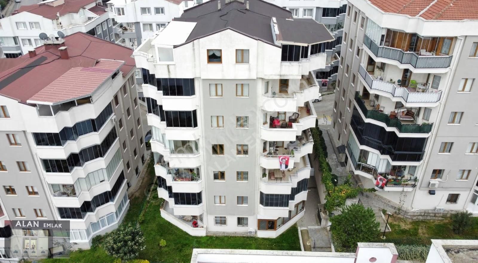 Güzelyalıda Satılık 5+1 Dubleks