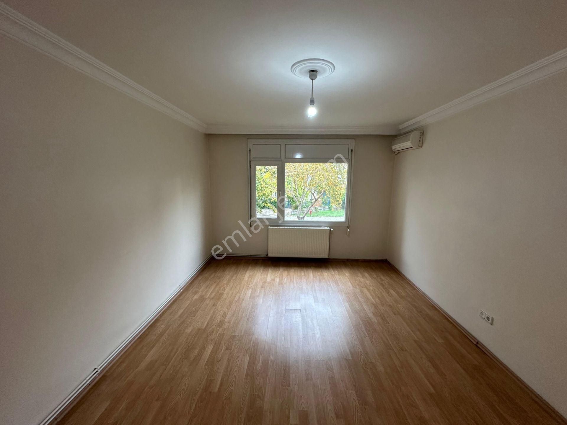 Beylikdüzü Yakuplu İhlas Marmara Evleri 1.kısımda Kiralık Daire 3+1 150 M2 Kısa Katlı Bloklarda - Görsel 23