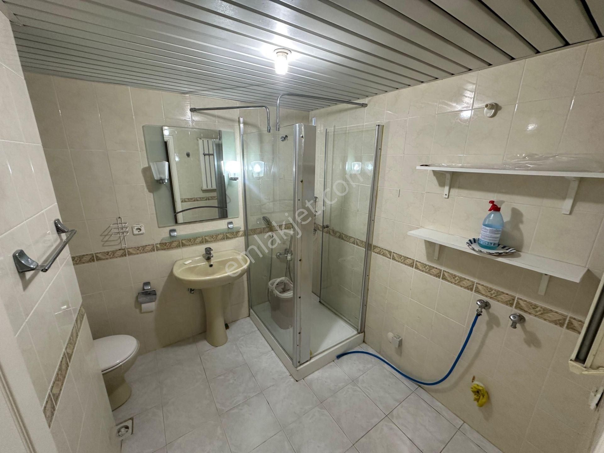 Beylikdüzü Yakuplu İhlas Marmara Evleri 1.kısımda Kiralık Daire 3+1 150 M2 Kısa Katlı Bloklarda - Görsel 34