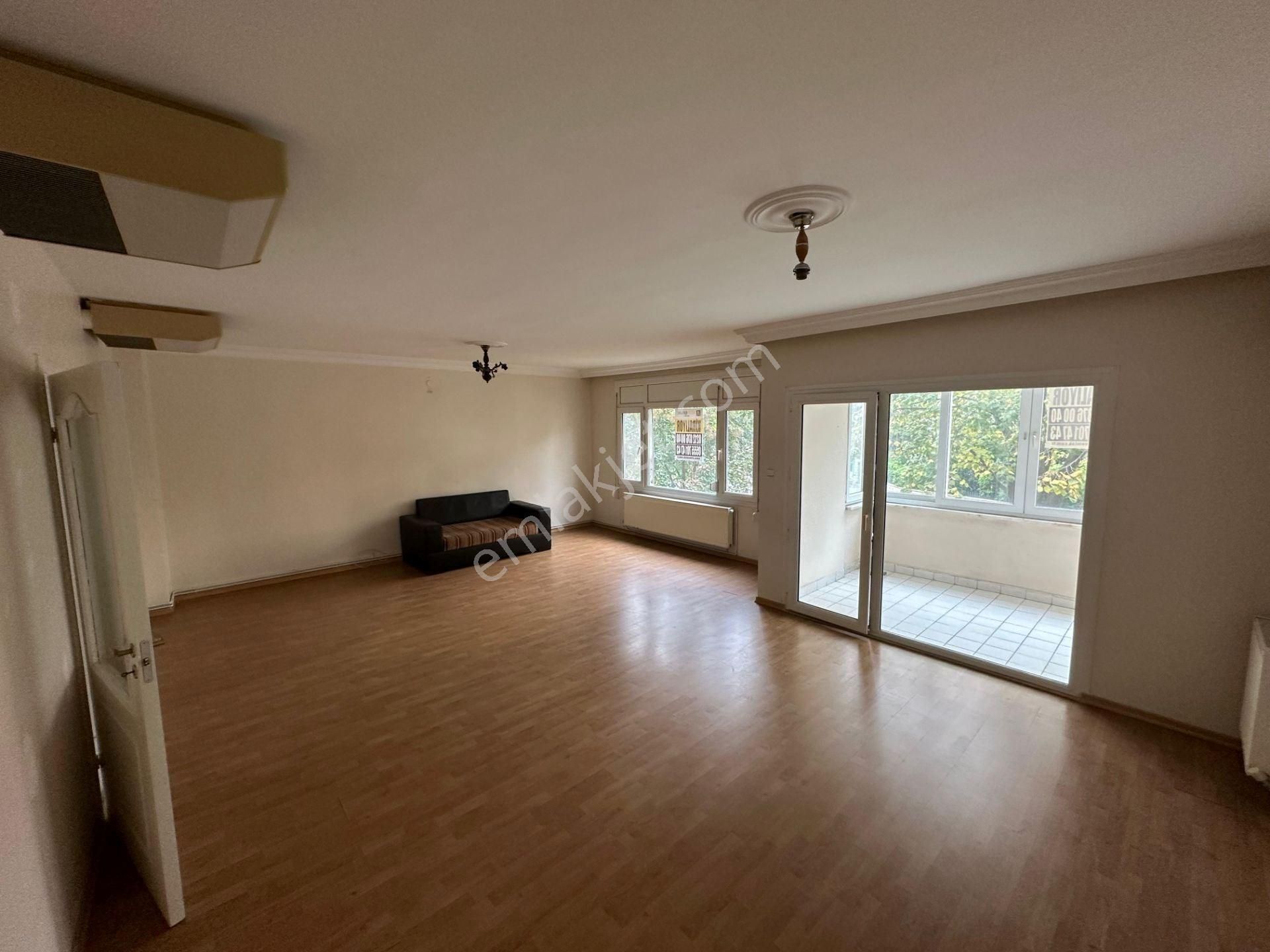 Beylikdüzü Yakuplu İhlas Marmara Evleri 1.kısımda Kiralık Daire 3+1 150 M2 Kısa Katlı Bloklarda - Görsel 12