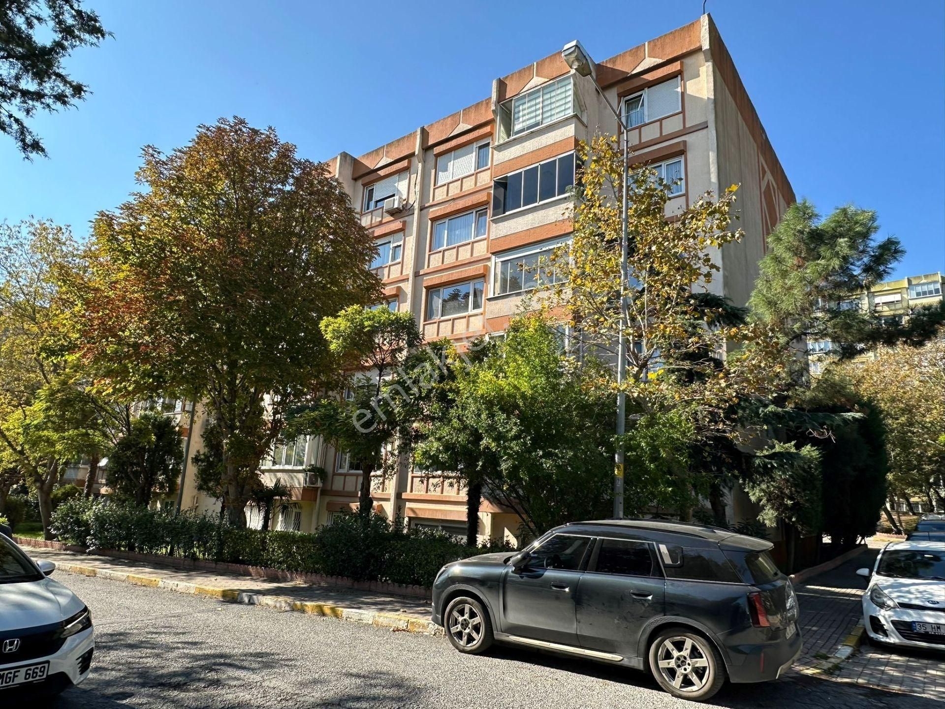 Beylikdüzü Yakuplu İhlas Marmara Evleri 1.kısımda Kiralık Daire 3+1 150 M2 Kısa Katlı Bloklarda