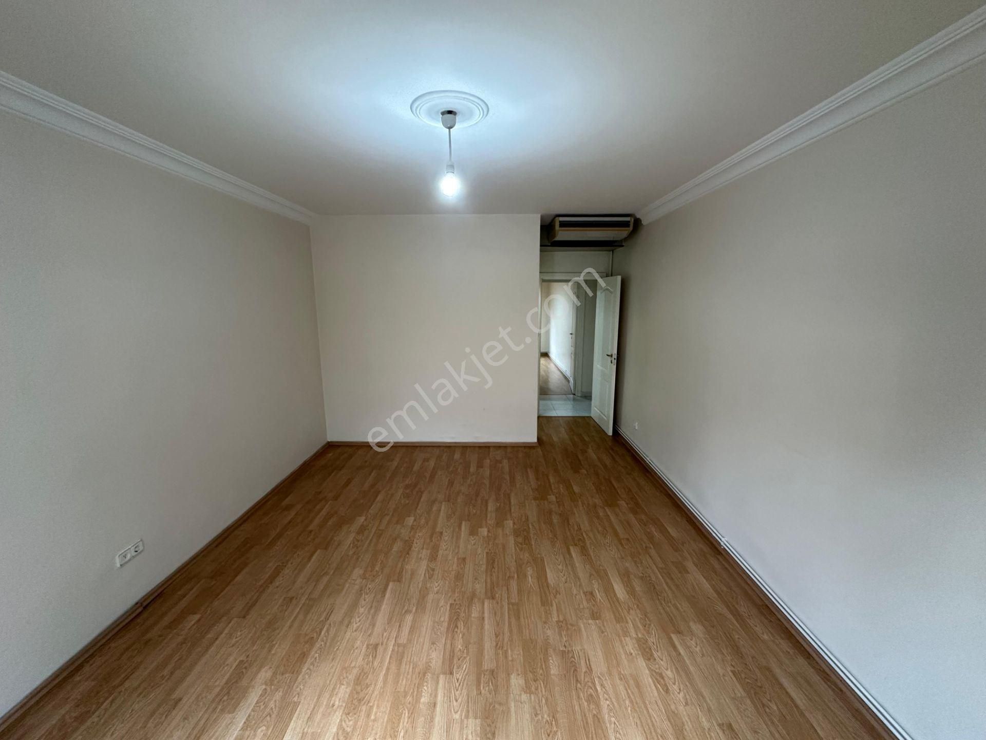 Beylikdüzü Yakuplu İhlas Marmara Evleri 1.kısımda Kiralık Daire 3+1 150 M2 Kısa Katlı Bloklarda - Görsel 28