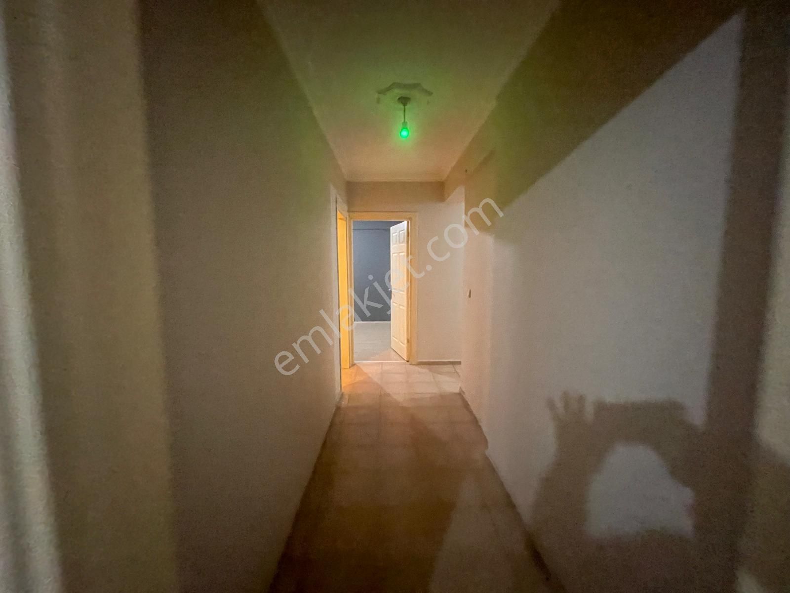 Çiğli Egekent Satılık 3+1 Ebeveyn Banyolu 220 M2 Daire - Görsel 11